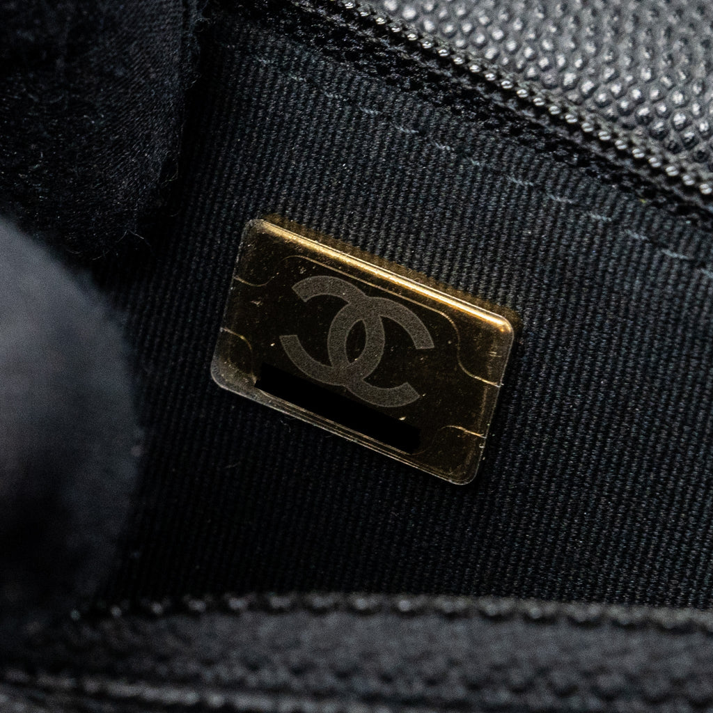 Chanel Detailed Logo Wallet On Chain Black Caviar L (microchip)