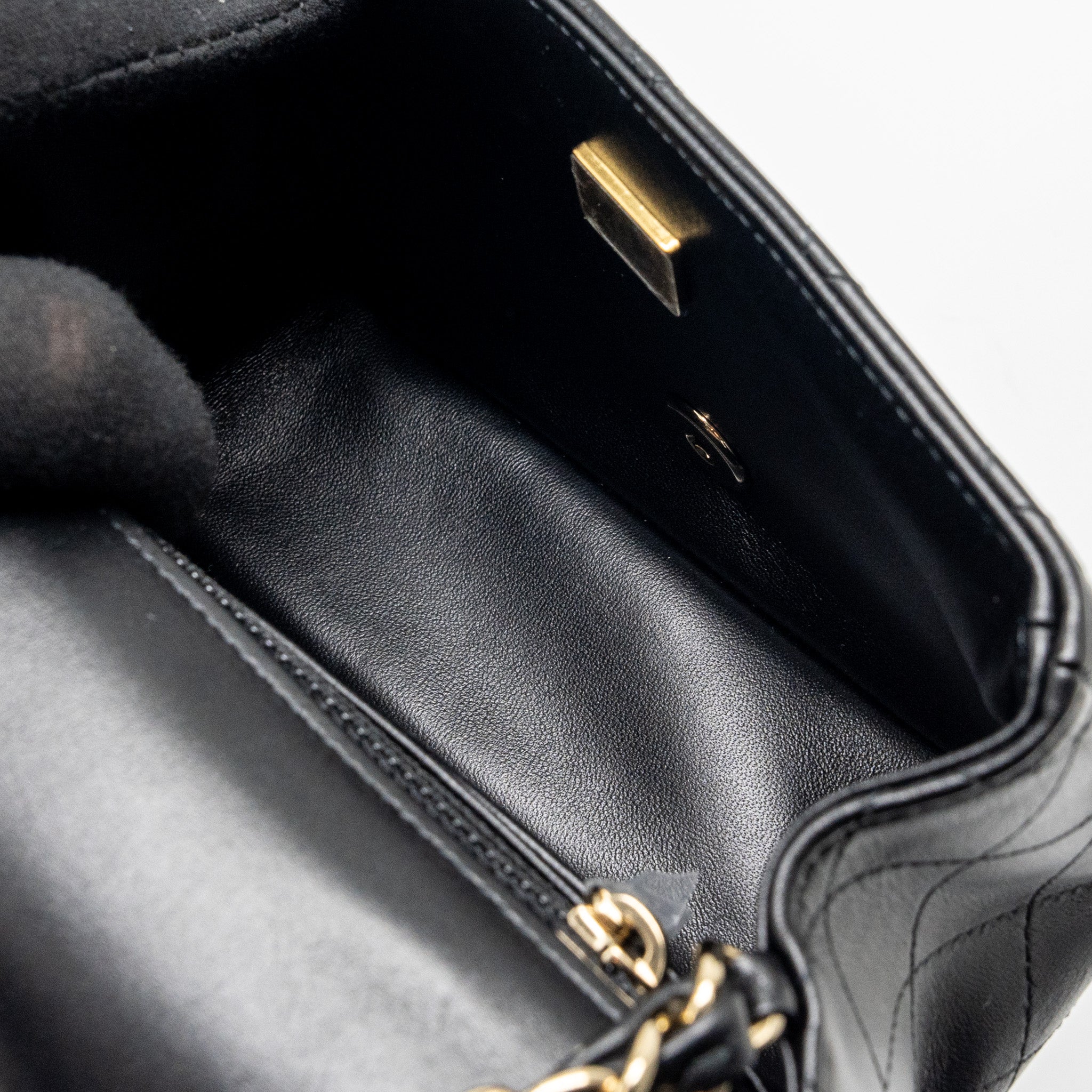 Chanel Mini Square Flap Bag Lambskin Black L (microchip)