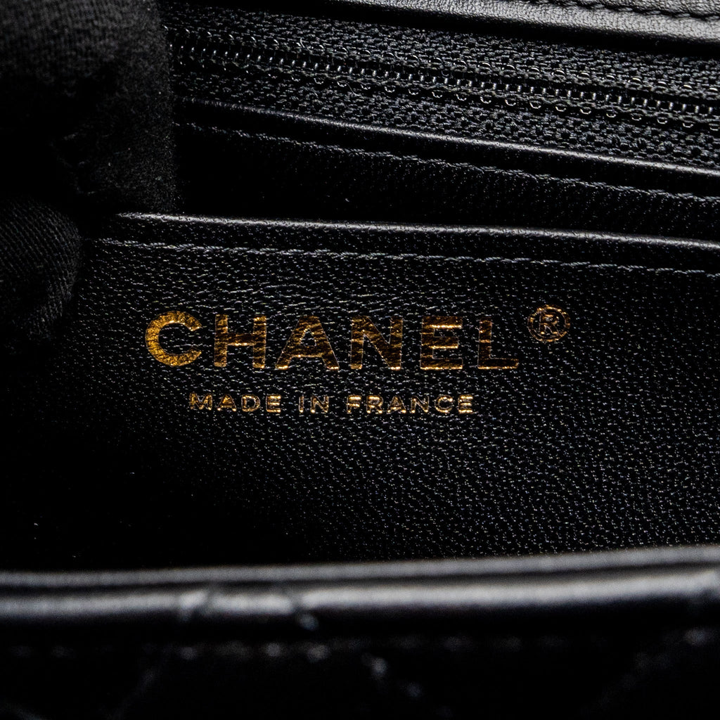 Chanel Mini Square Flap Bag Lambskin Black L (microchip)