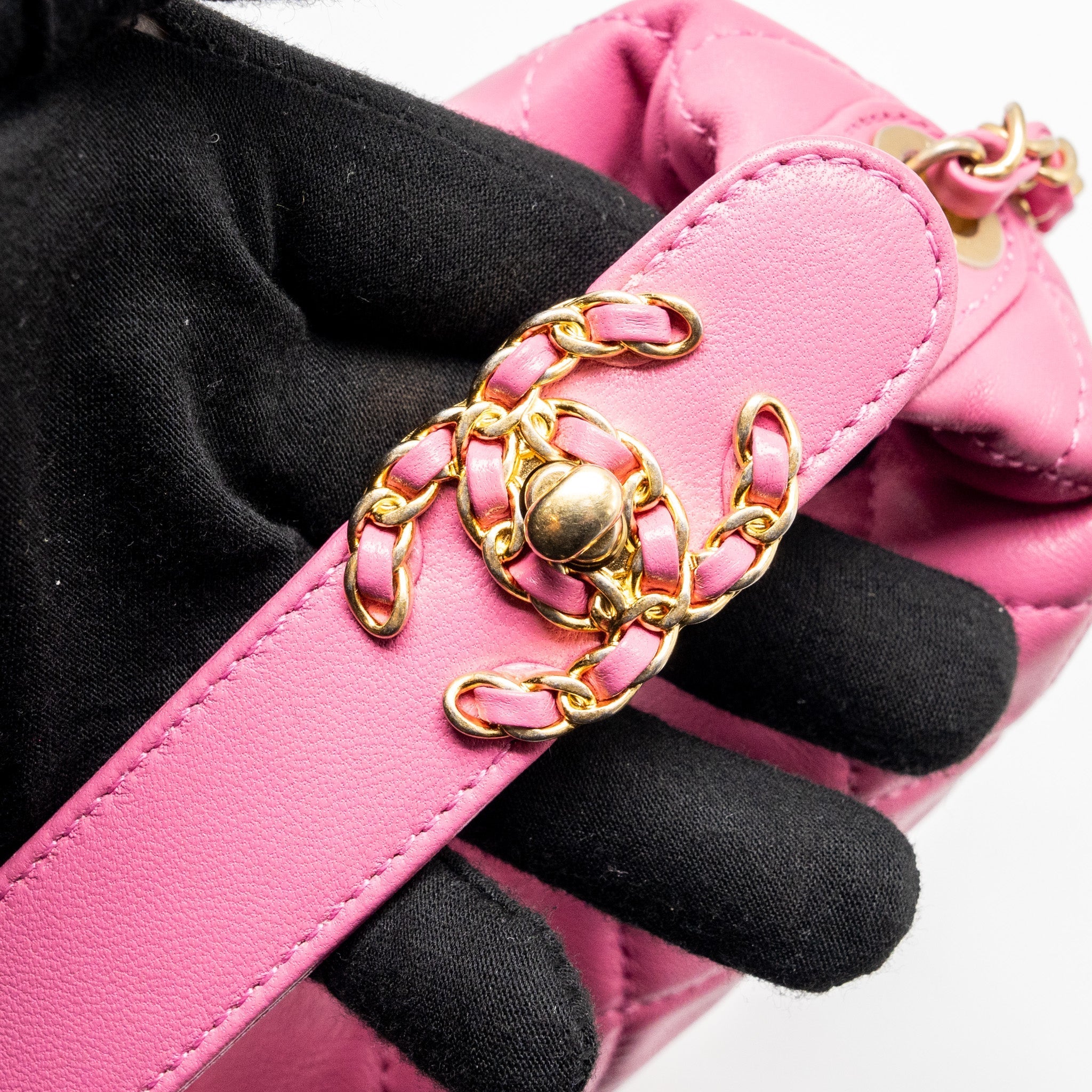 Chanel 20S Small Quilted hobo bag Lambskin Pink