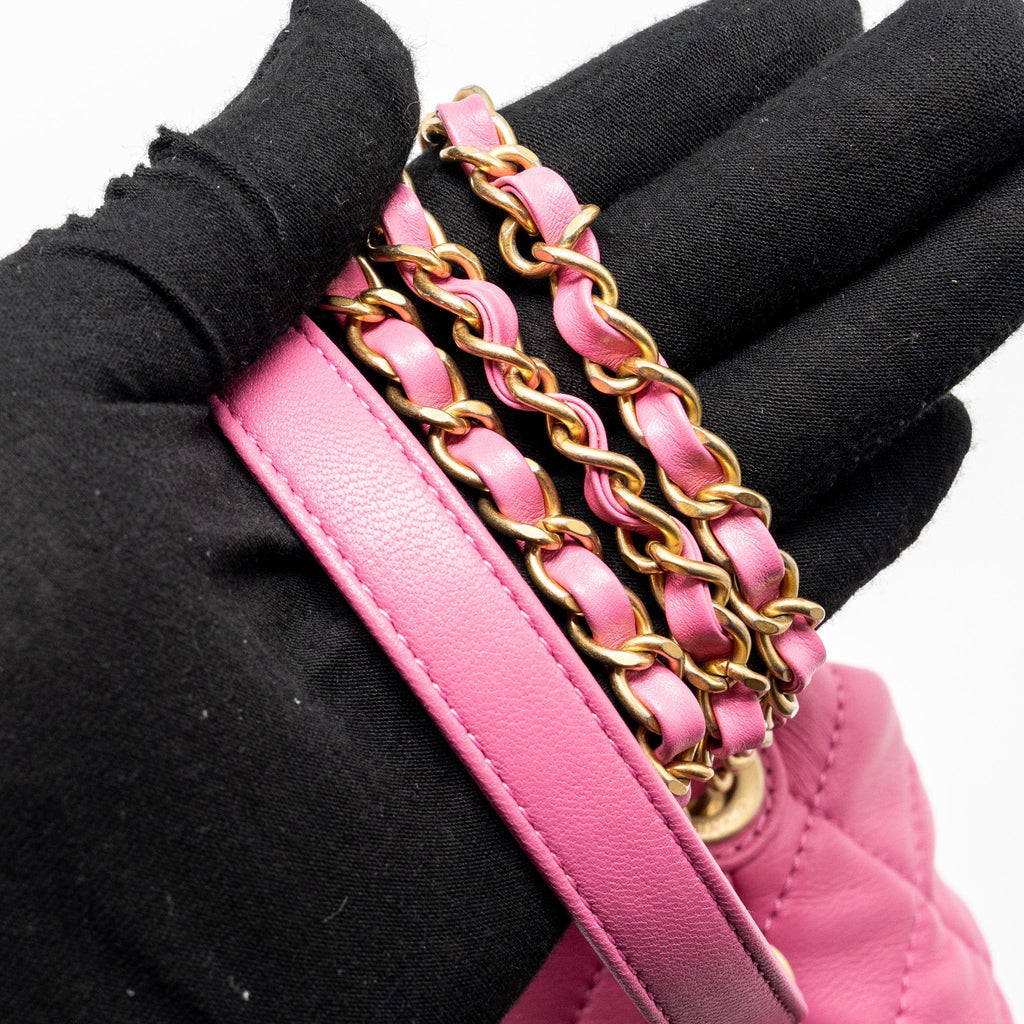 Chanel 20S Small Quilted hobo bag Lambskin Pink
