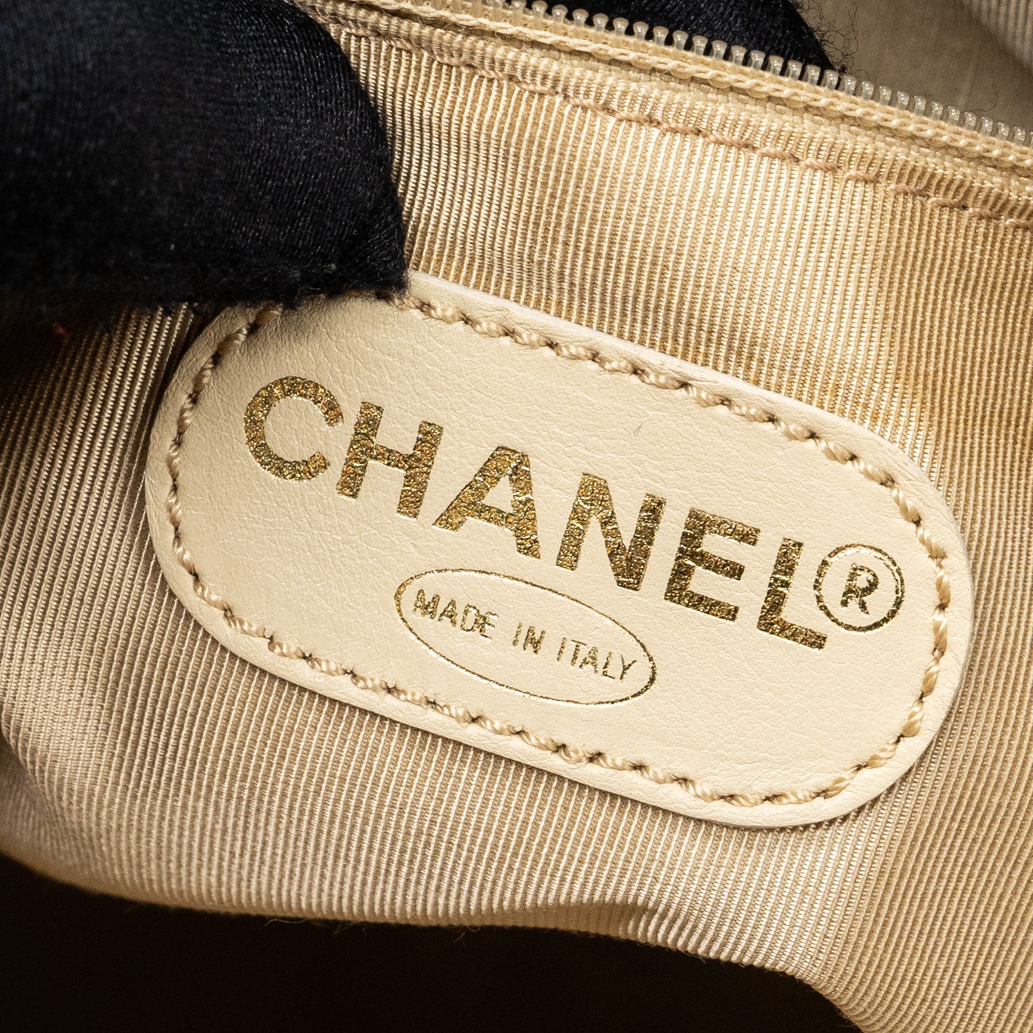 Chanel Vintage Tote Bag Caviar Beige