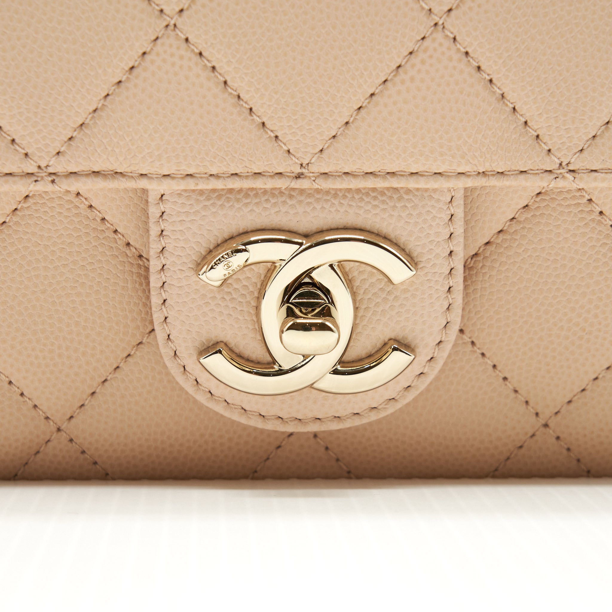 Chanel 21K Crossbody Bag Caviar Light Beige L