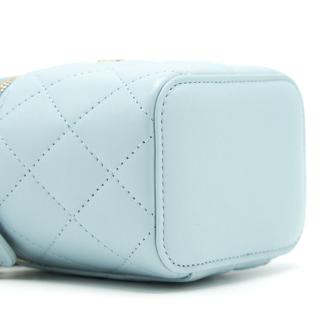Chanel 22S Mini Top Handle Vanity Case Lambskin Light Blue L