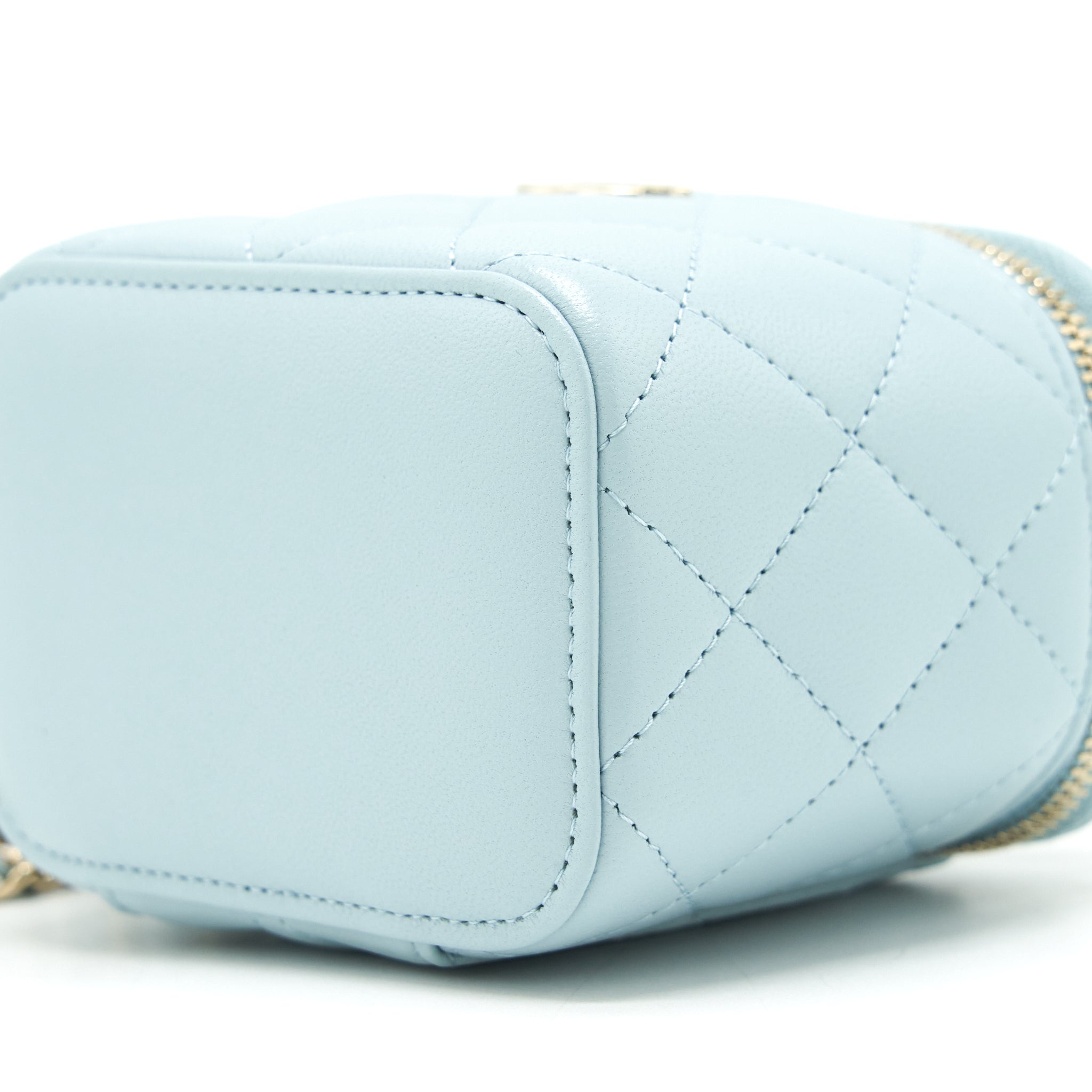 Chanel 22S Mini Top Handle Vanity Case Lambskin Light Blue L