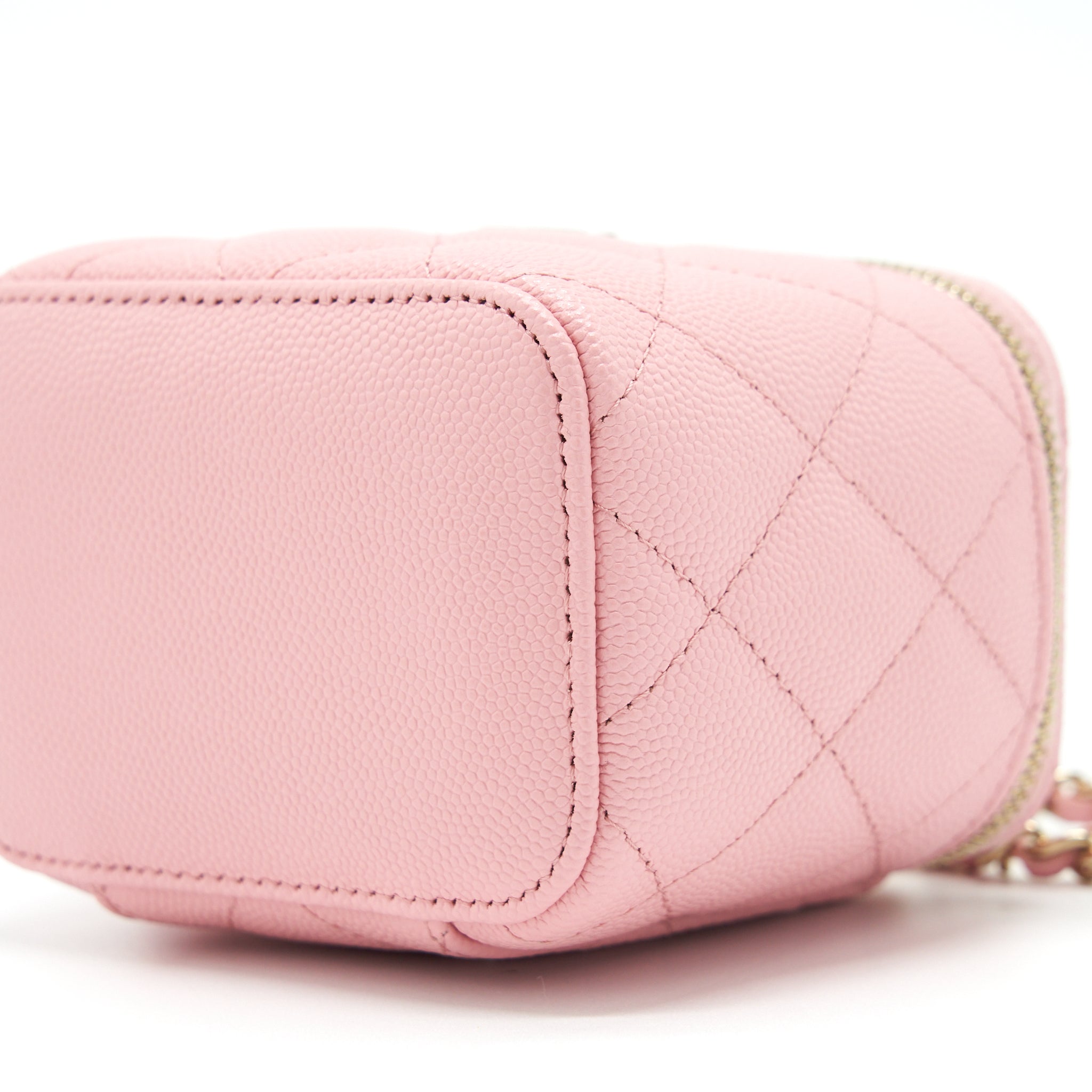 Chanel 22C Mini Vanity With Chain Caviar Pink L