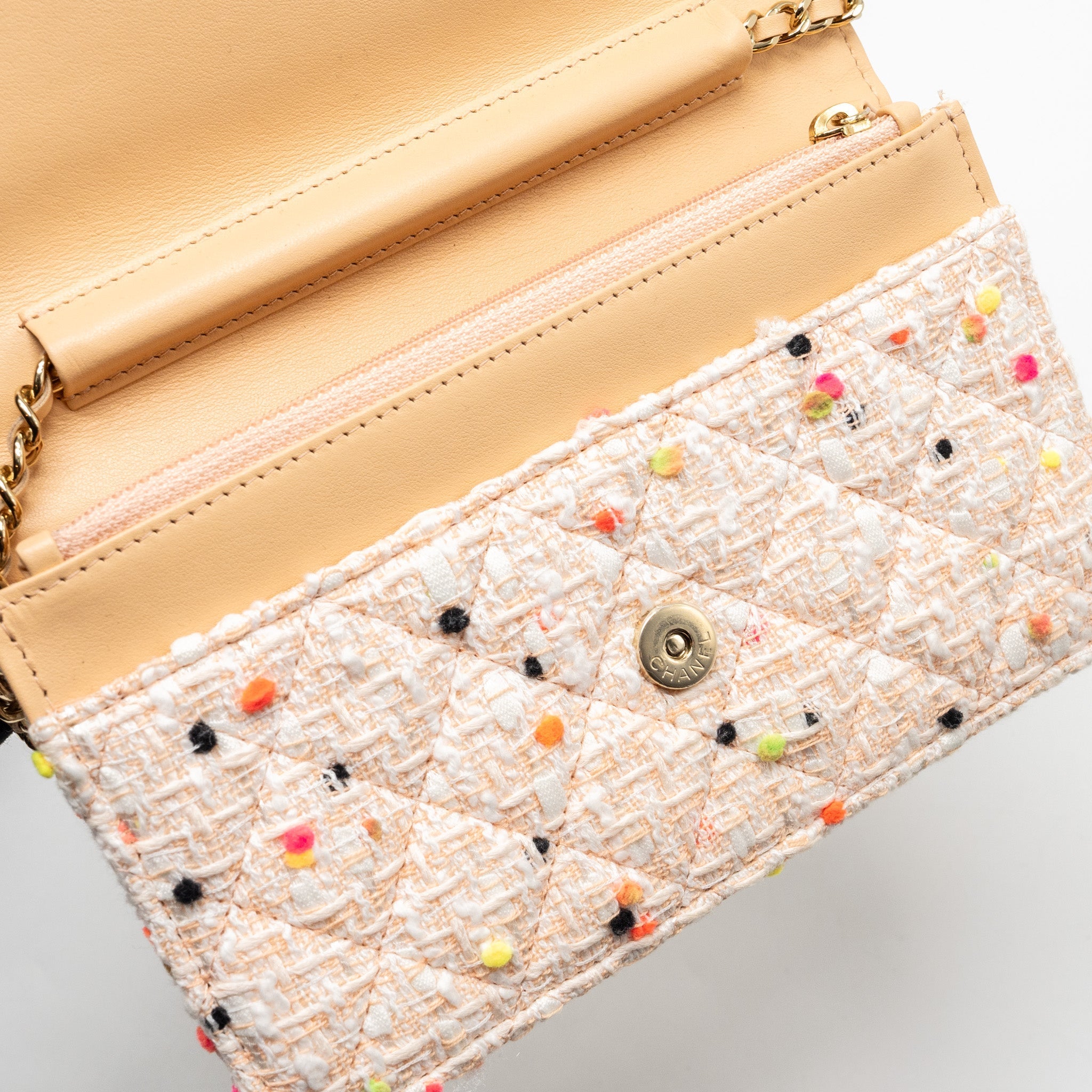 Chanel 19s Wallet On Chain/O Mini Bag Tweed Multicolour L