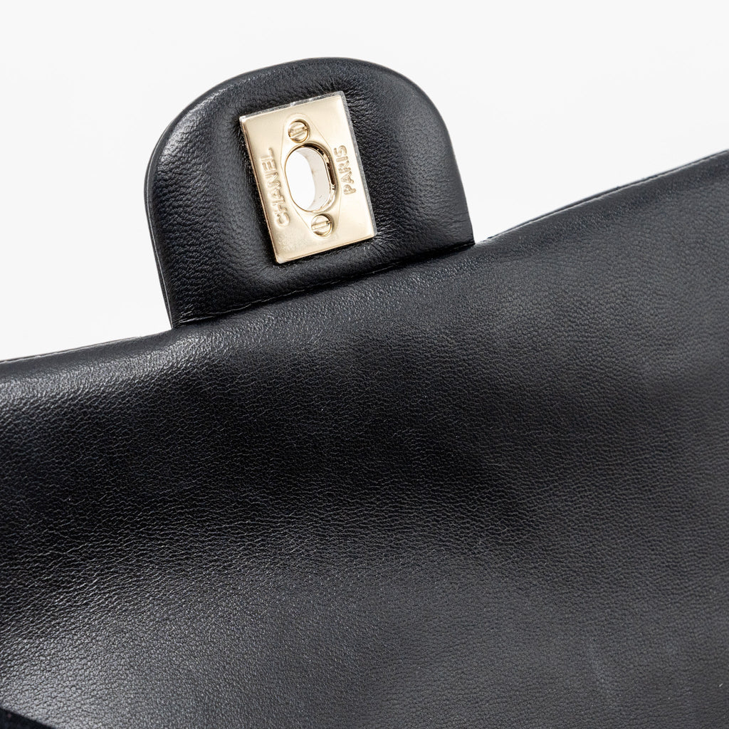 CHANEL MINI RECTANGULAR FLAP BAG LAMBSKIN BLACK L (MICROCHIP)