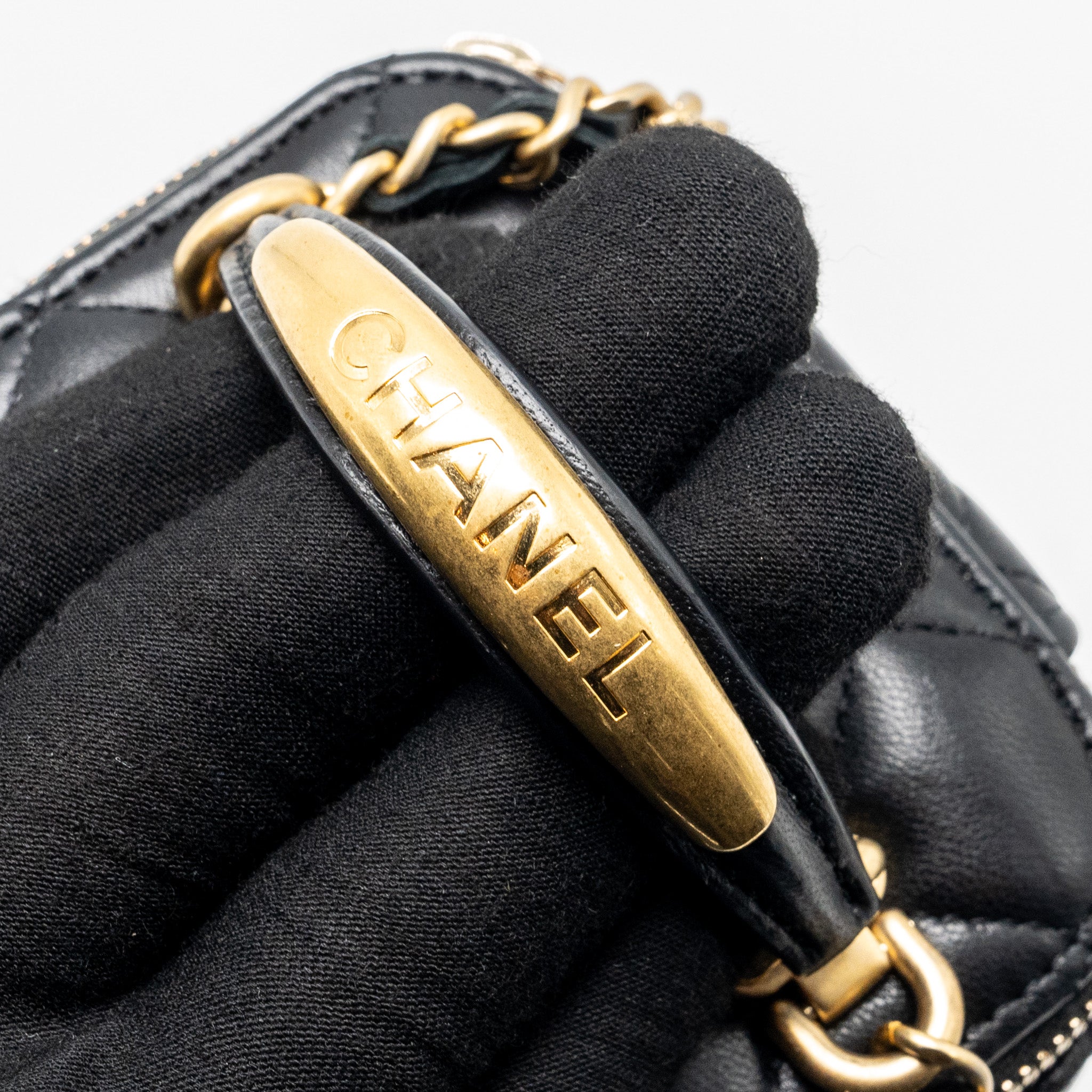 Chanel Top Handle Mini Vanity Case with Chain Lambskin Black  (Microchip)