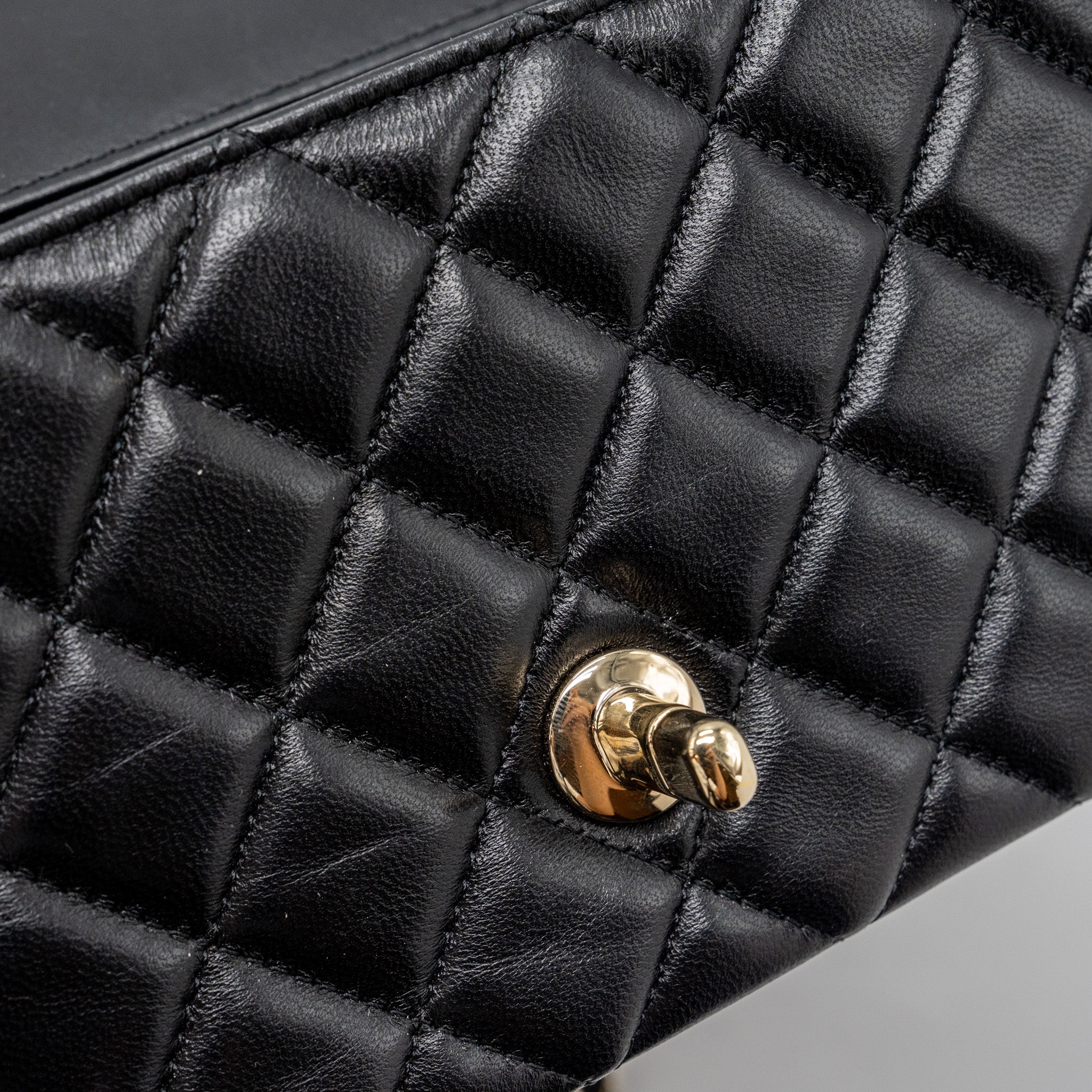 CHANEL MINI RECTANGULAR FLAP BAG LAMBSKIN BLACK L (MICROCHIP)