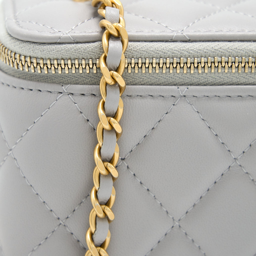 Chanel 22B Pearl Crush Long Vanity with Chain Lambskin Grey