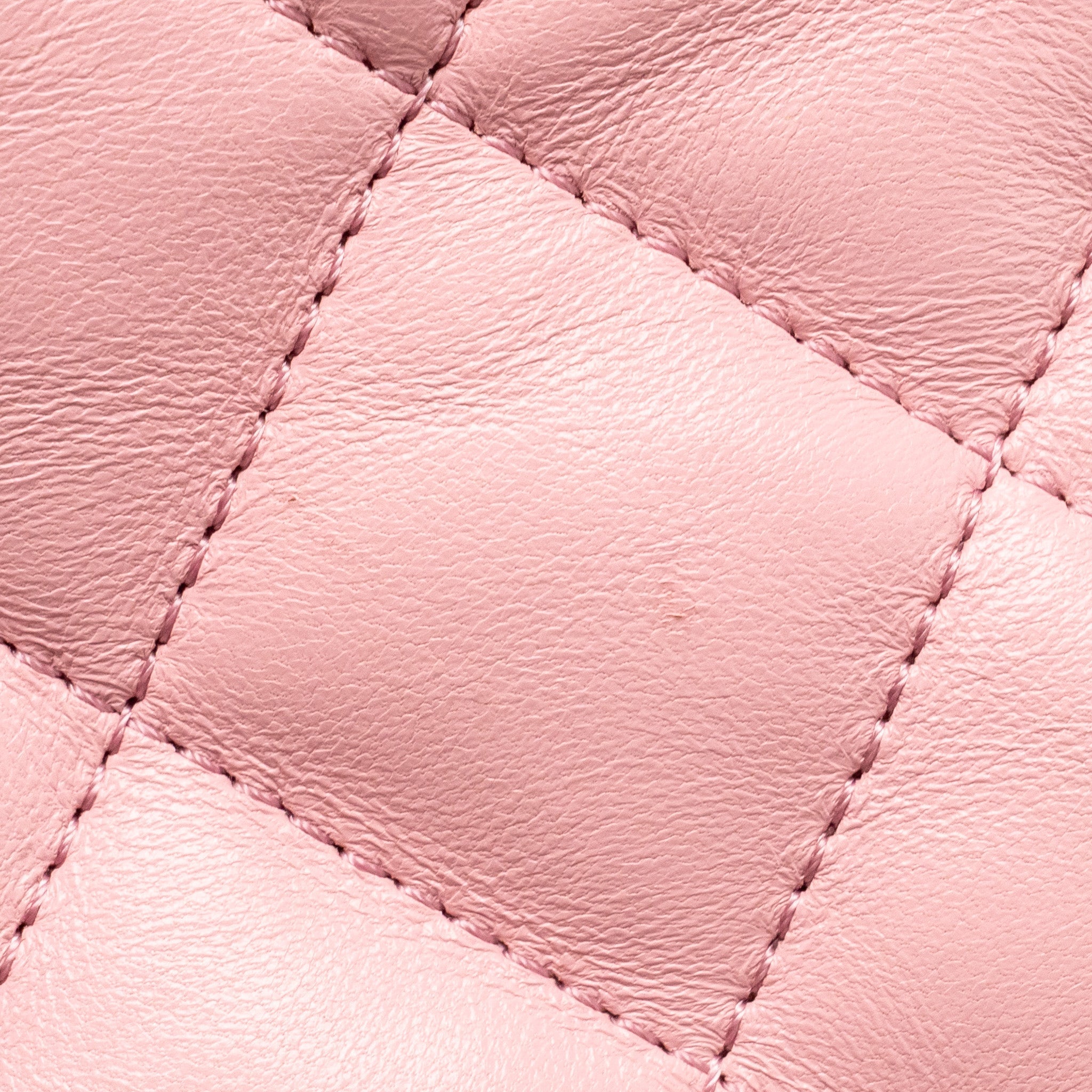 Chanel 22k Hobo Shoulder Bag with Logo Chain Lambskin Pink  (microchip)