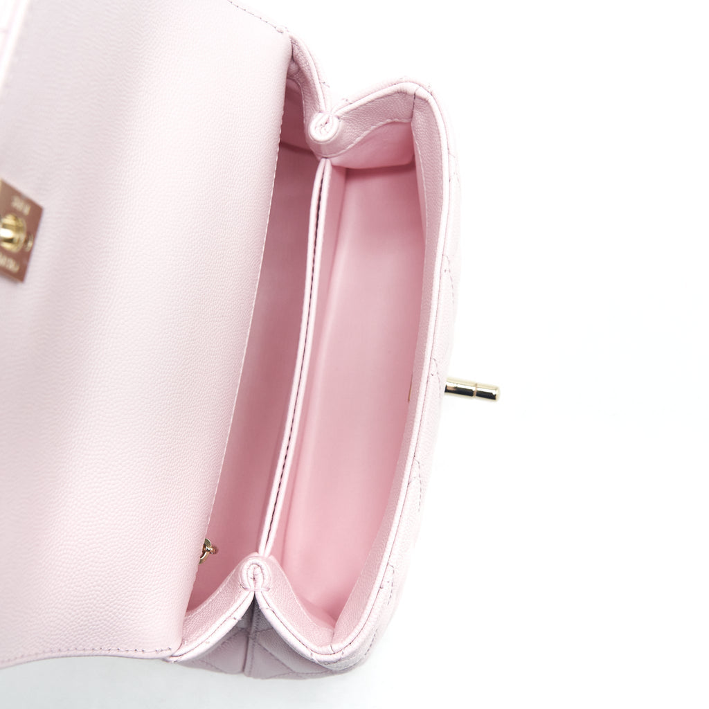 Chanel 22P Small Coco Handle Caviar Light Pink L