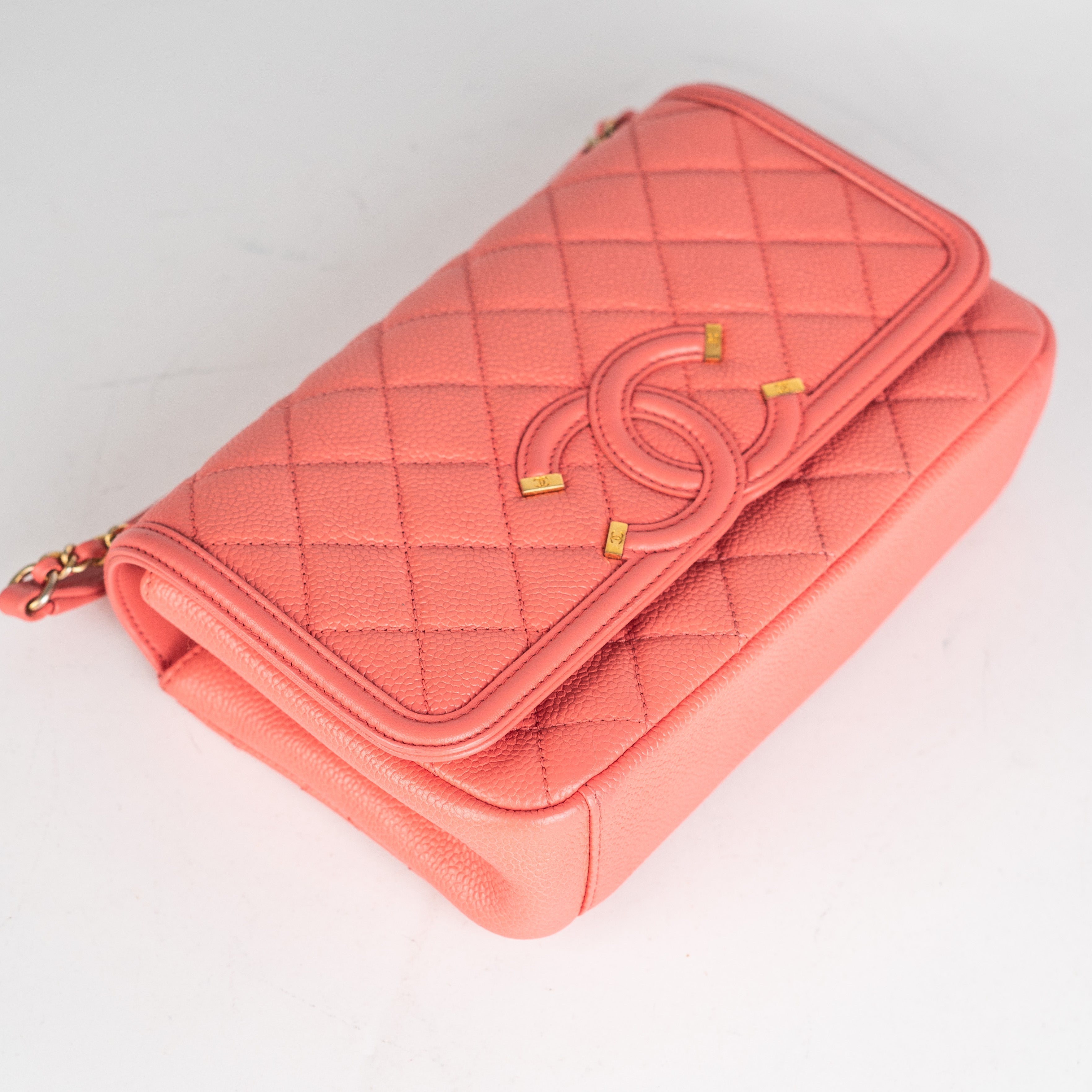 Chanel Filigree Quilted Caviar Small Coral Pink