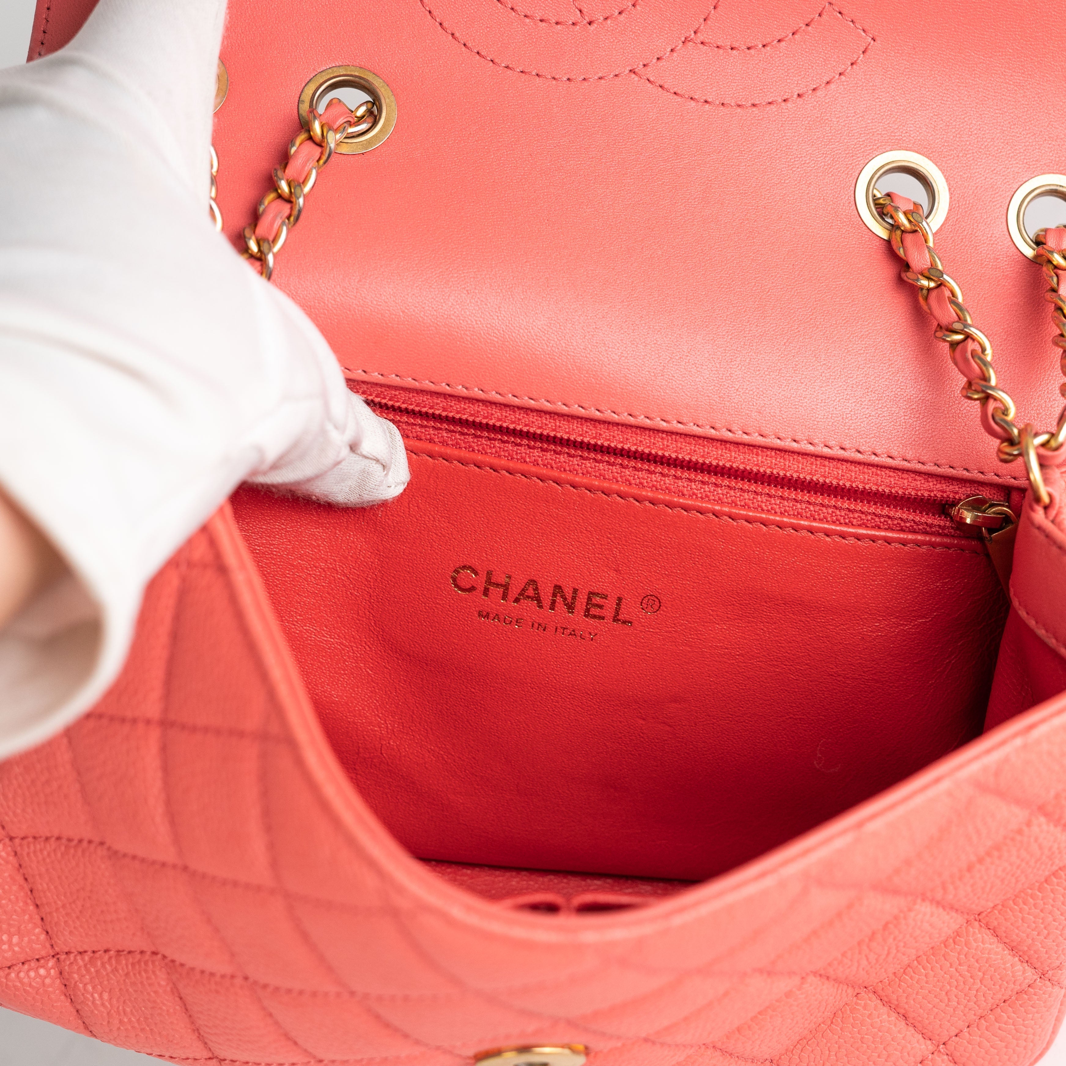 Chanel Filigree Quilted Caviar Small Coral Pink