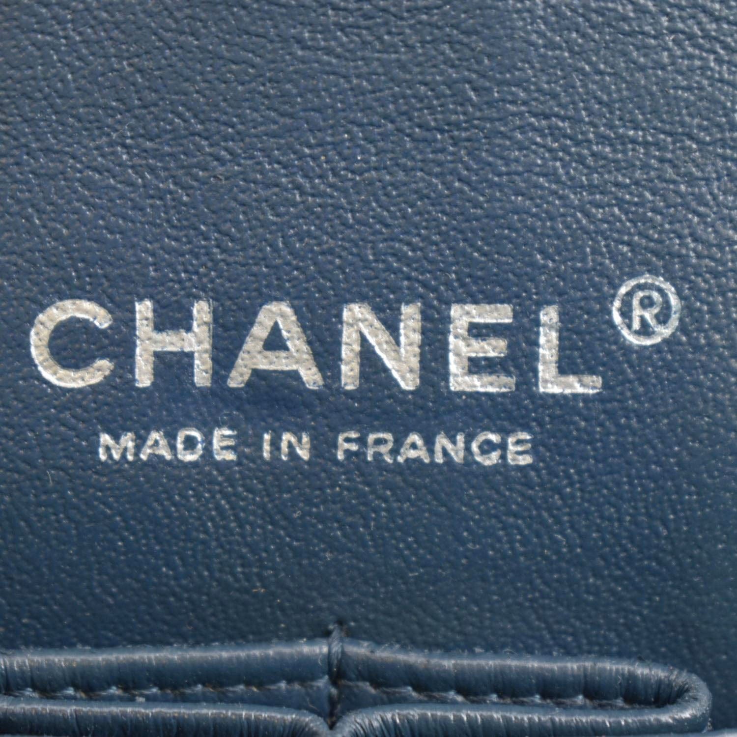 CHANEL Flap Quilted Patent Leather Shoulder Bag Green