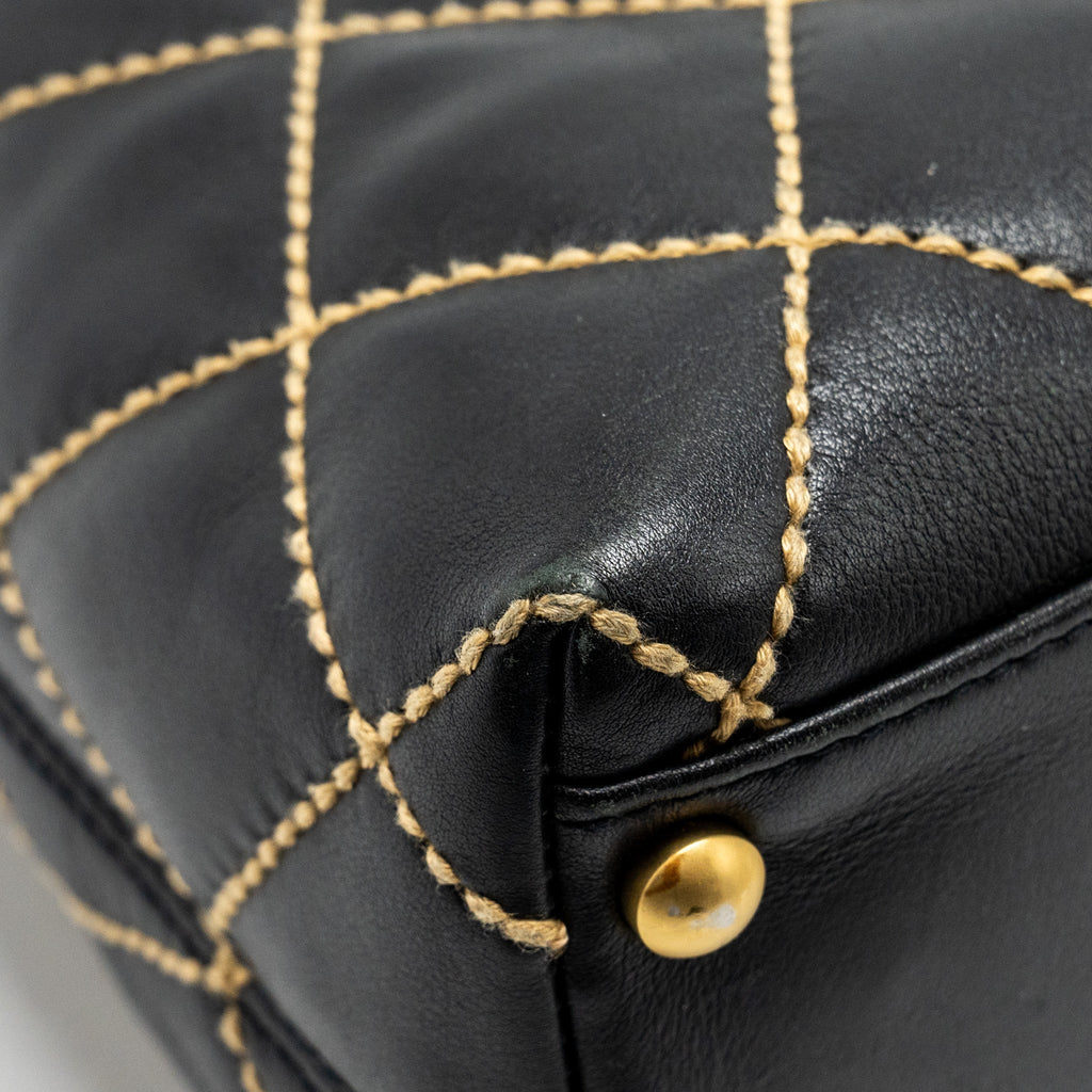 Chanel vintage quilted zip shoulder bag calfskin black