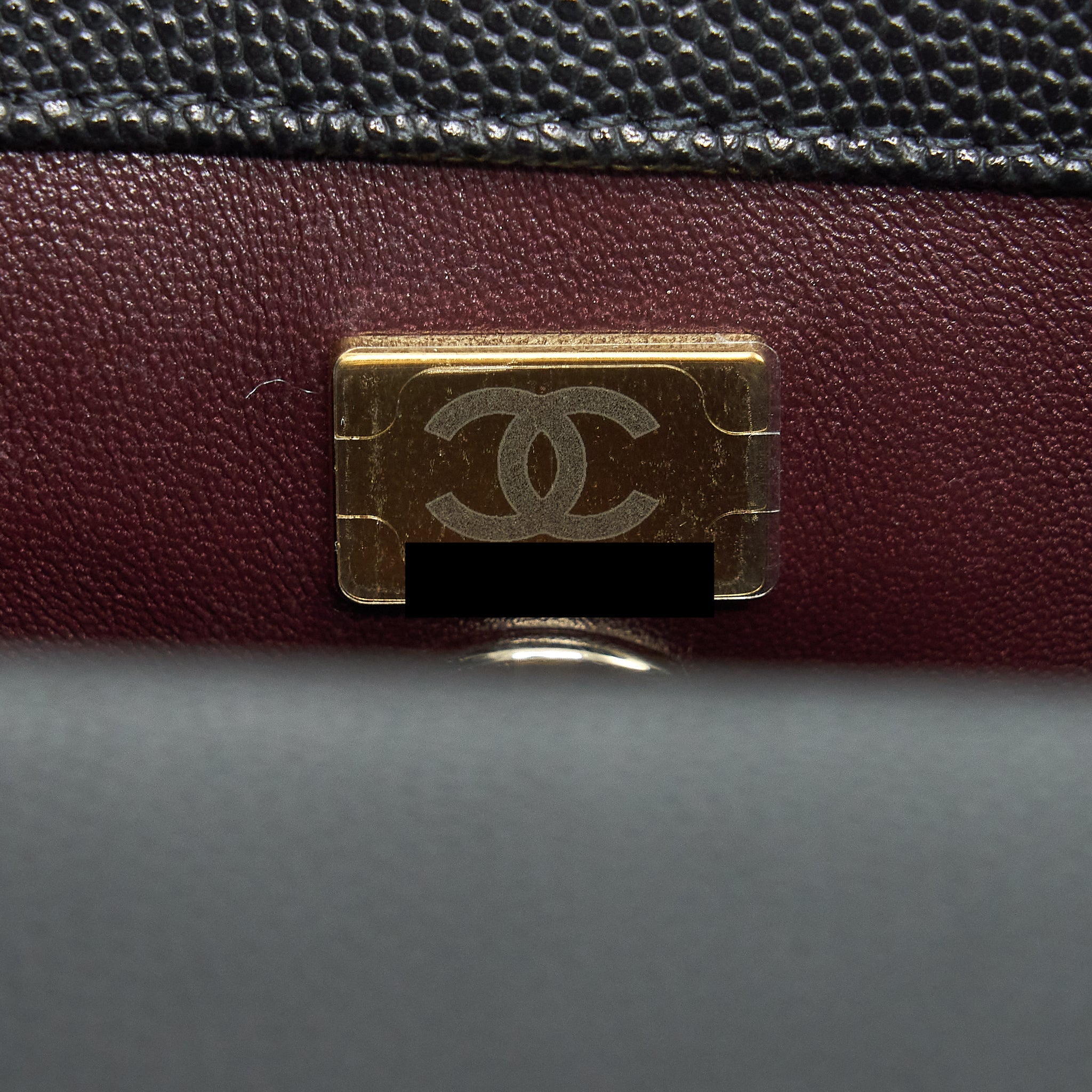Chanel 22P Small Coco Handle Caviar Black L