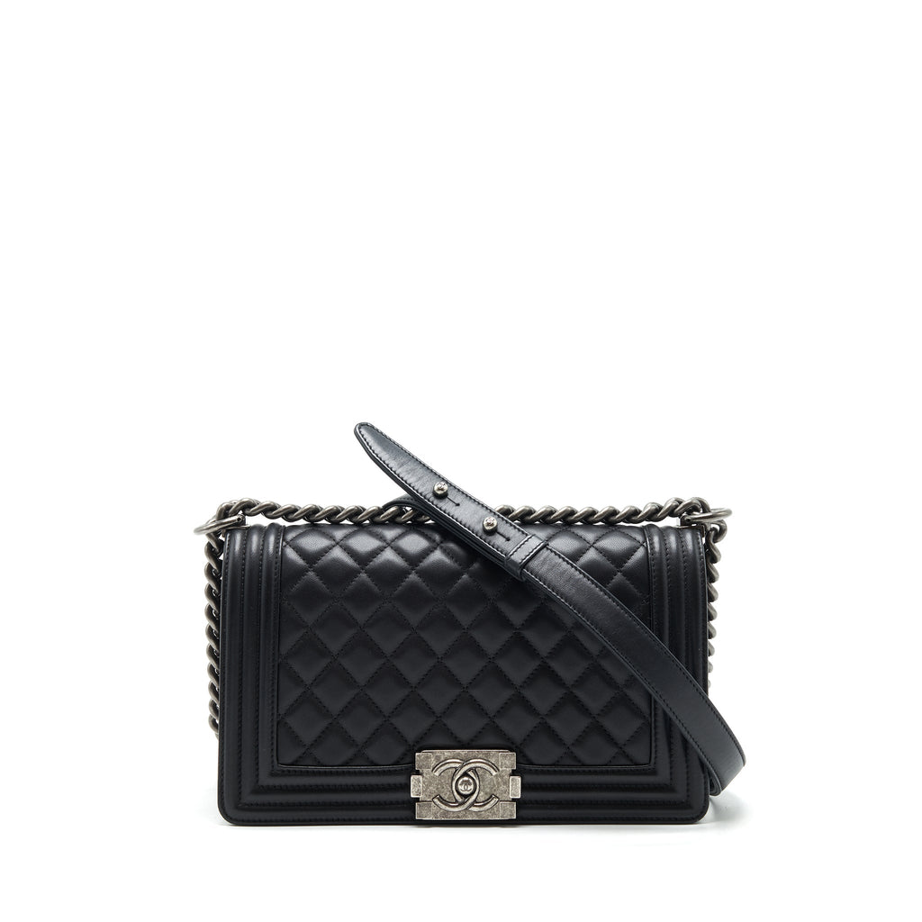 Chanel medium boy black Lambskin Ruthenium