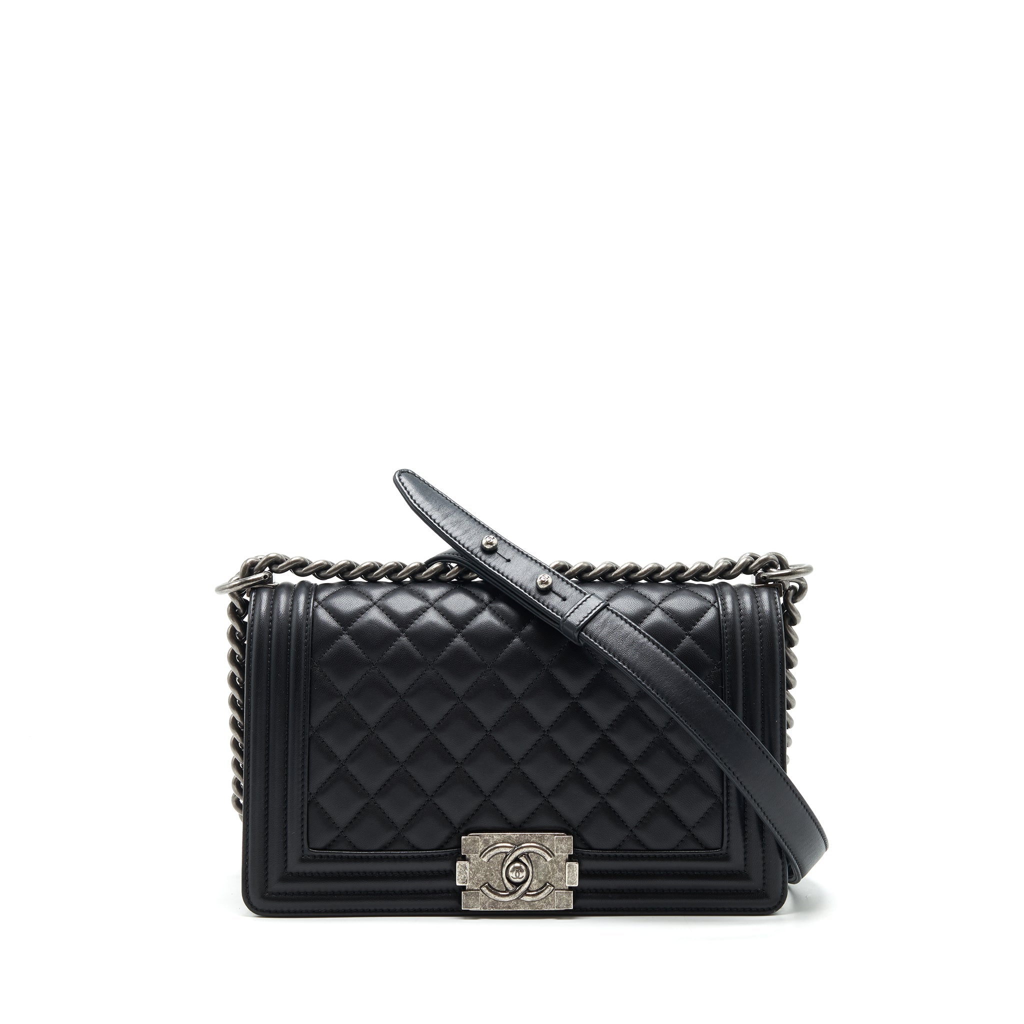 Chanel medium boy black Lambskin Ruthenium