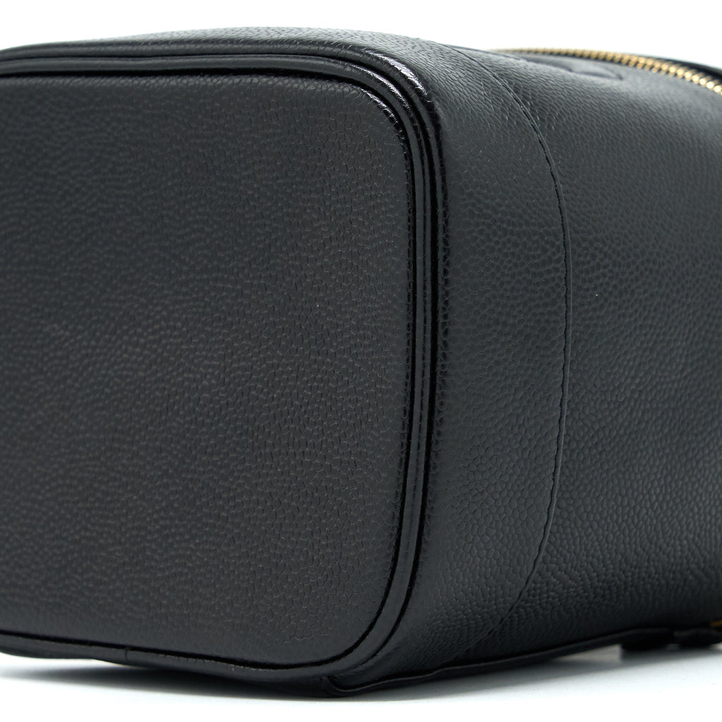 Chanel Vintage Vanity Case with Chain Caviar Black