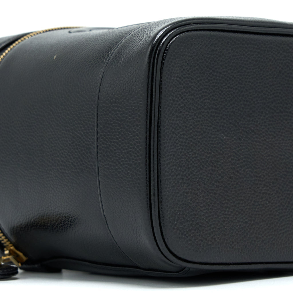 Chanel Vintage Vanity Case with Chain Caviar Black