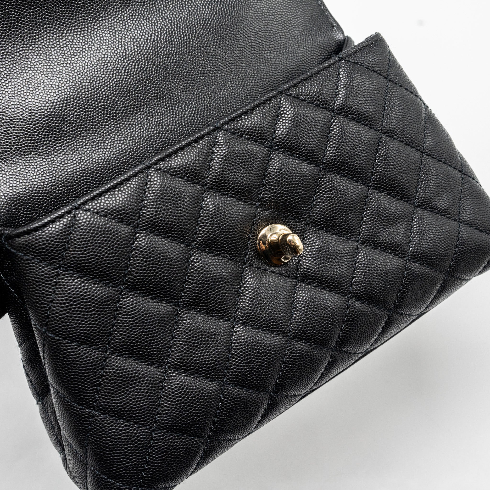 Chanel Small COCO Handle Caviar Black L (Microchip)