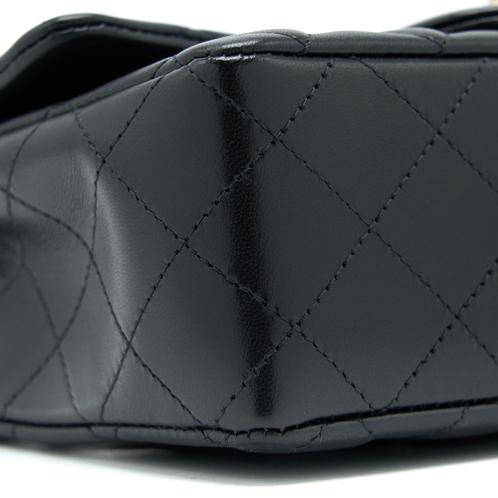 Chanel Classic Mini Rectangular Flap Bag Lambskin Black L (Microchip)