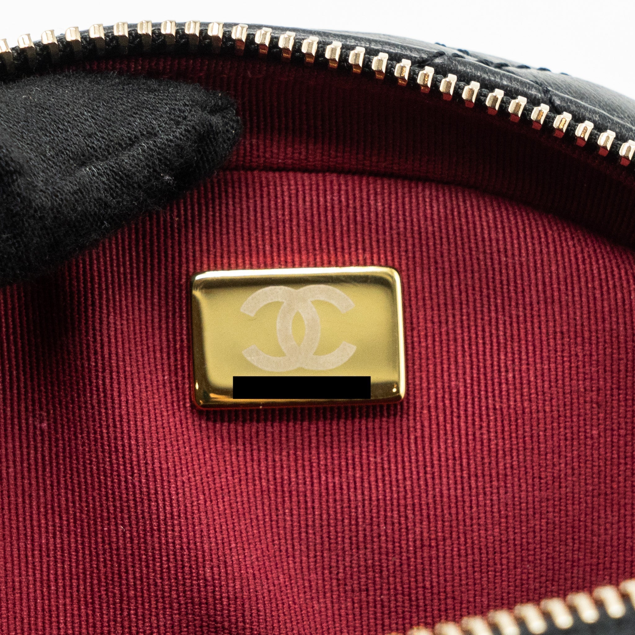 Chanel Round Vanity With Chain Lambskin Black  (microchip) no
