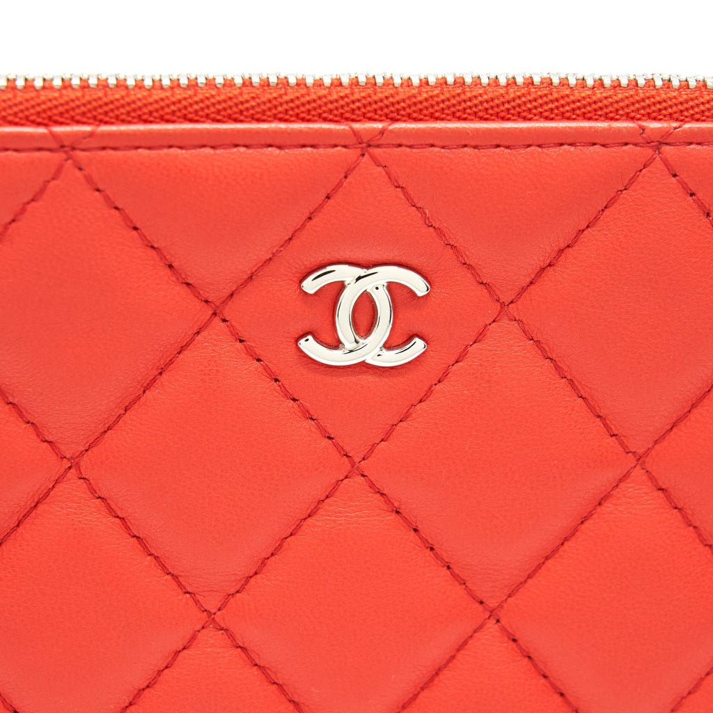 Chanel Small O-Case Pouch Lambskin Red