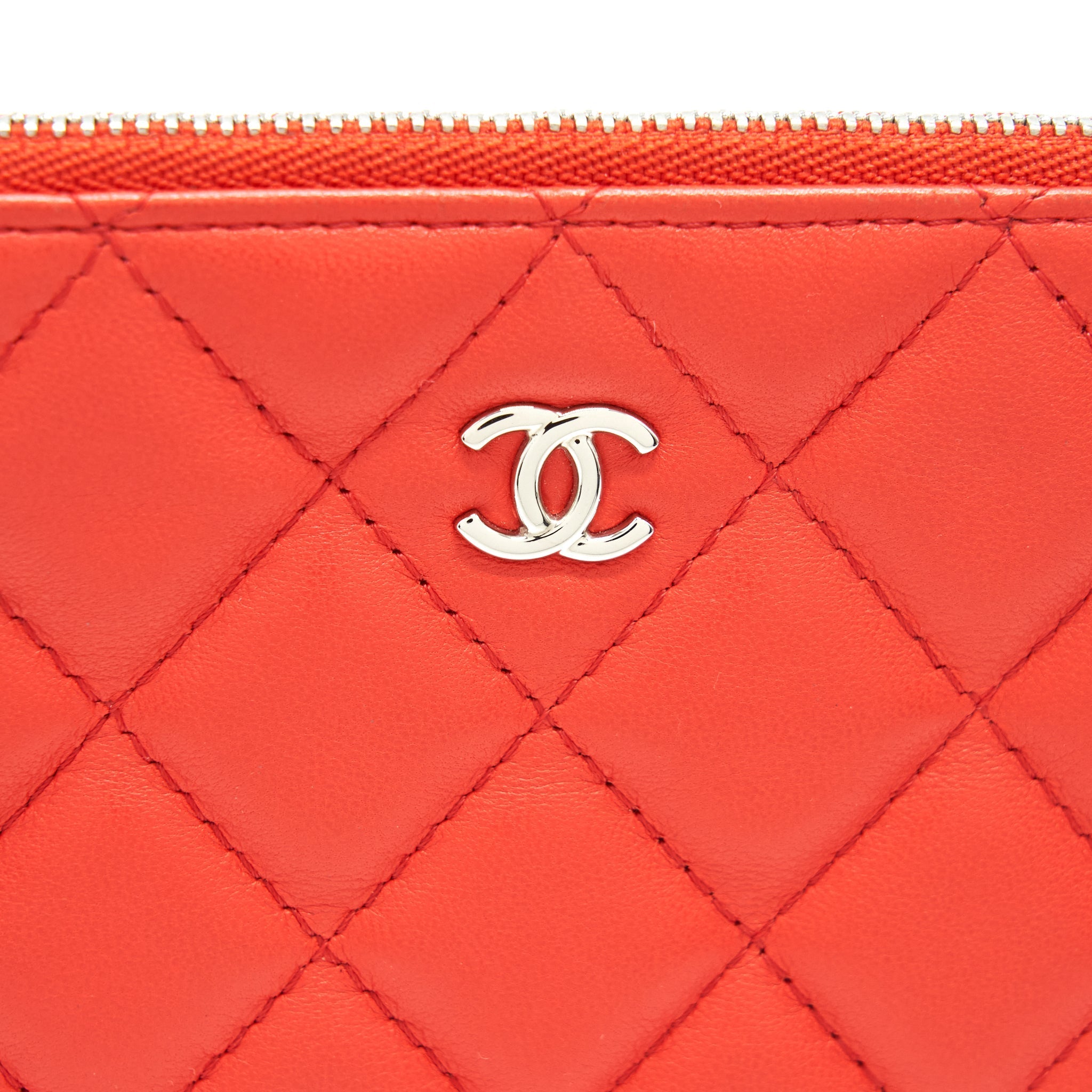 Chanel Small O-Case Pouch Lambskin Red