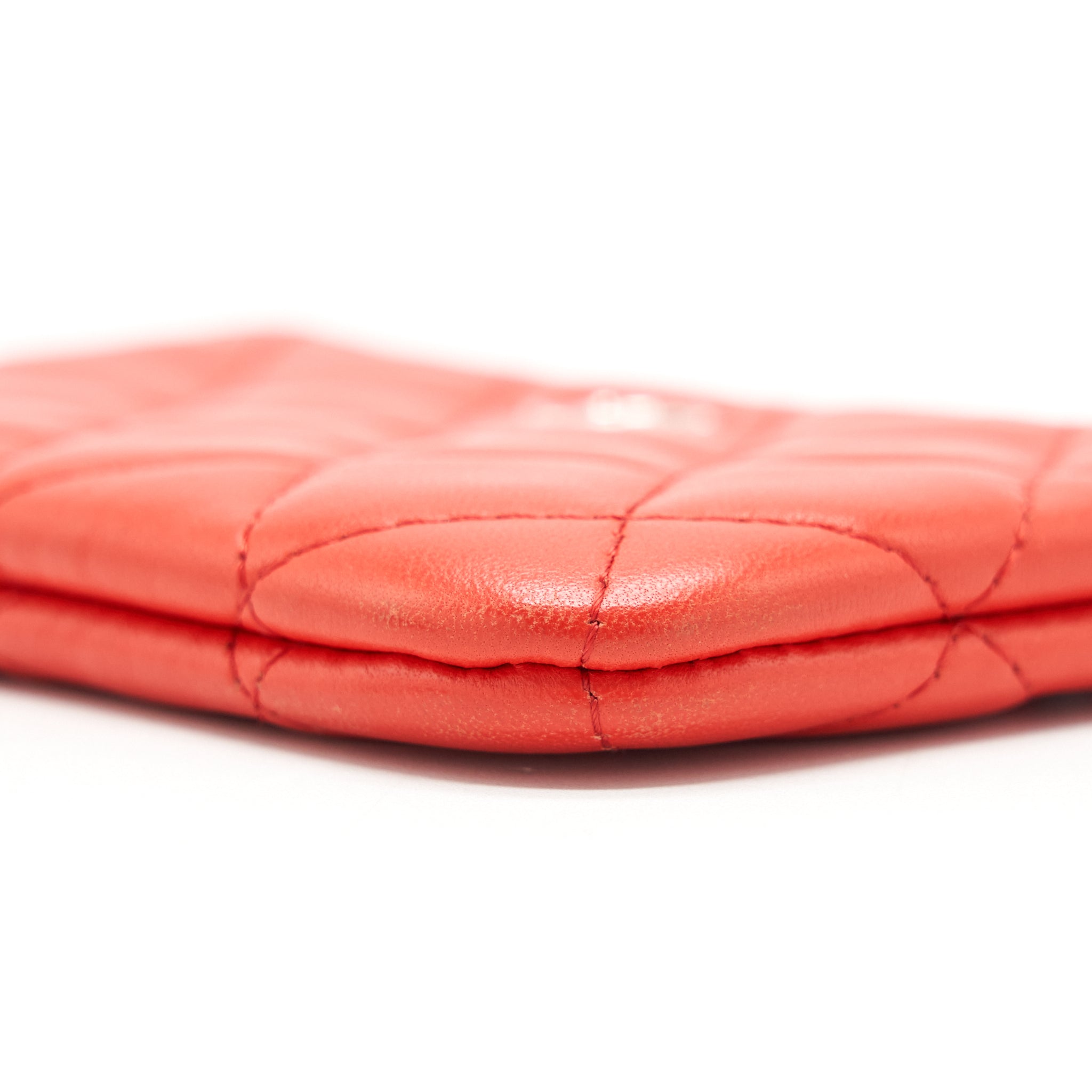 Chanel Small O-Case Pouch Lambskin Red