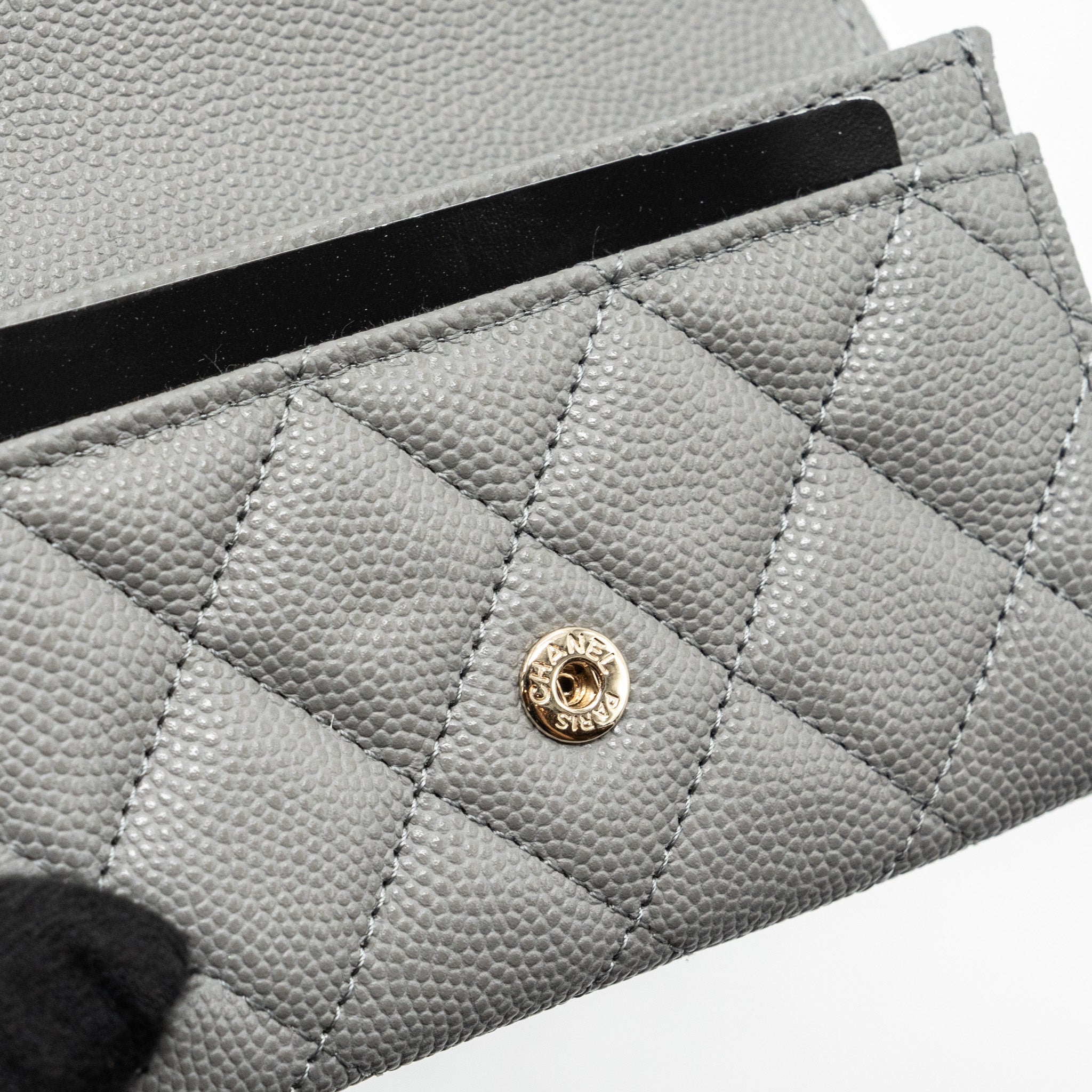 Chanel classic flap card holder caviar grey L (microchip)