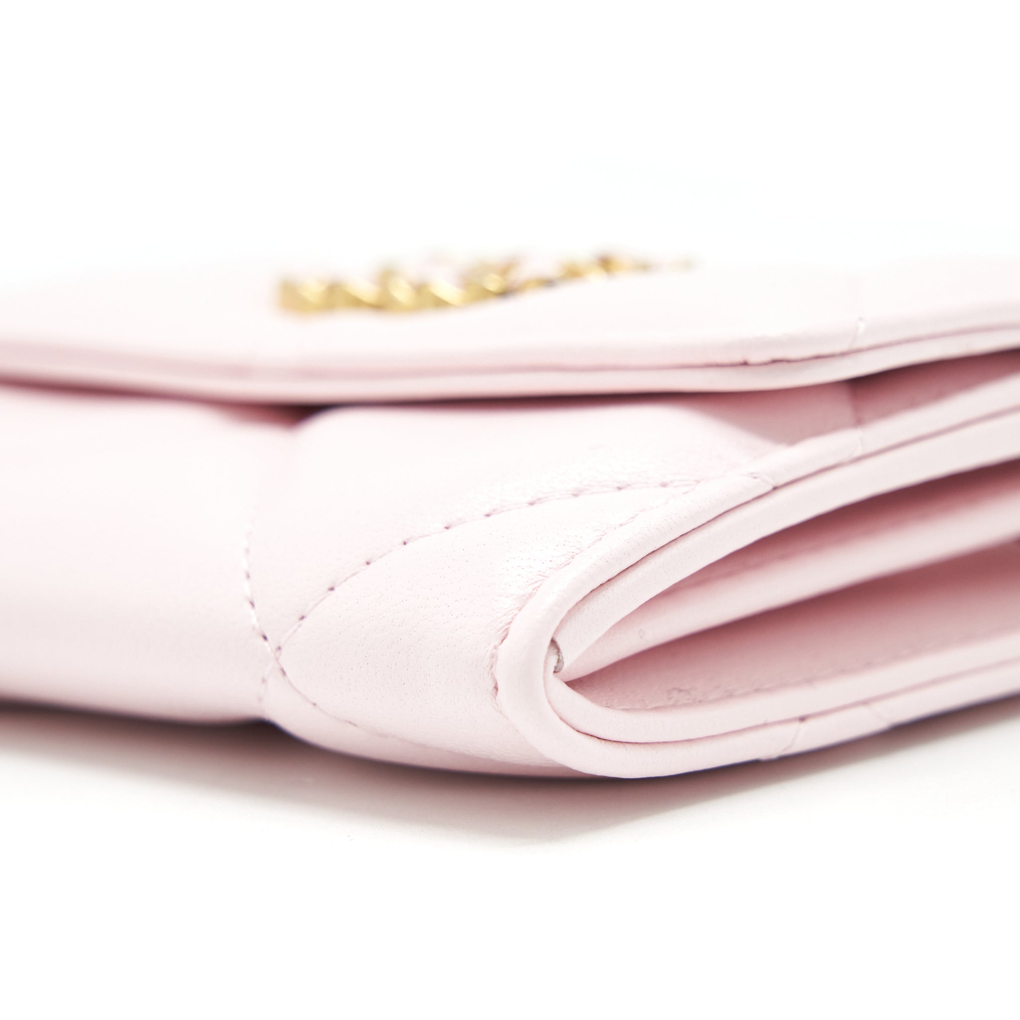 Chanel 19 Flap Cardholder Lambskin Light Pink