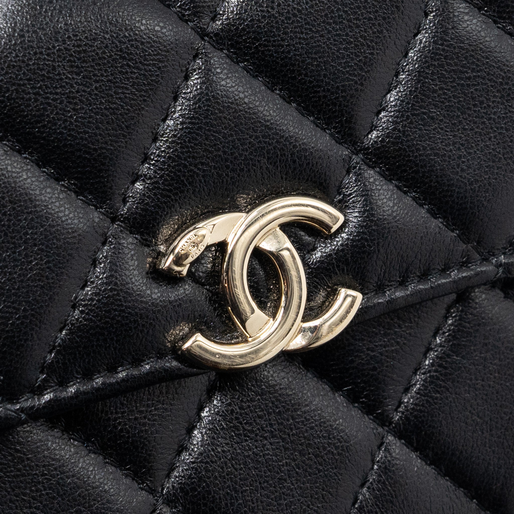 chanel top handle mini flap bag with chain lambskin black L (microchip)