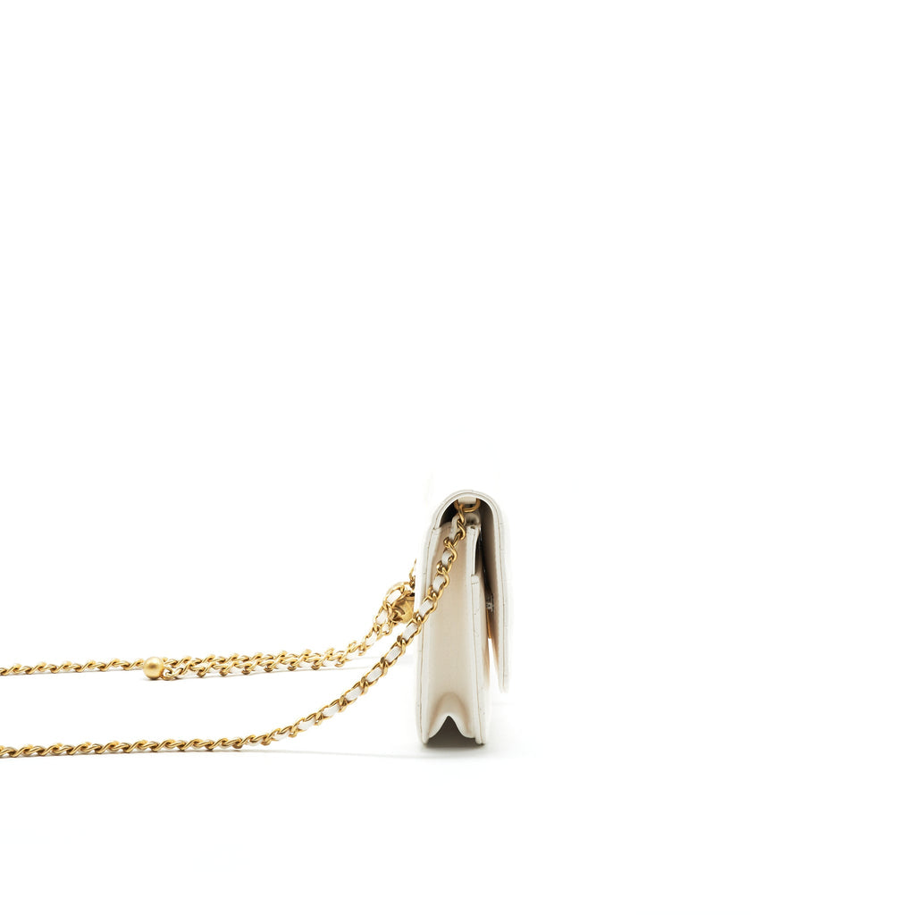 Chanel Pearl Crush Wallet On Chain Lambskin White