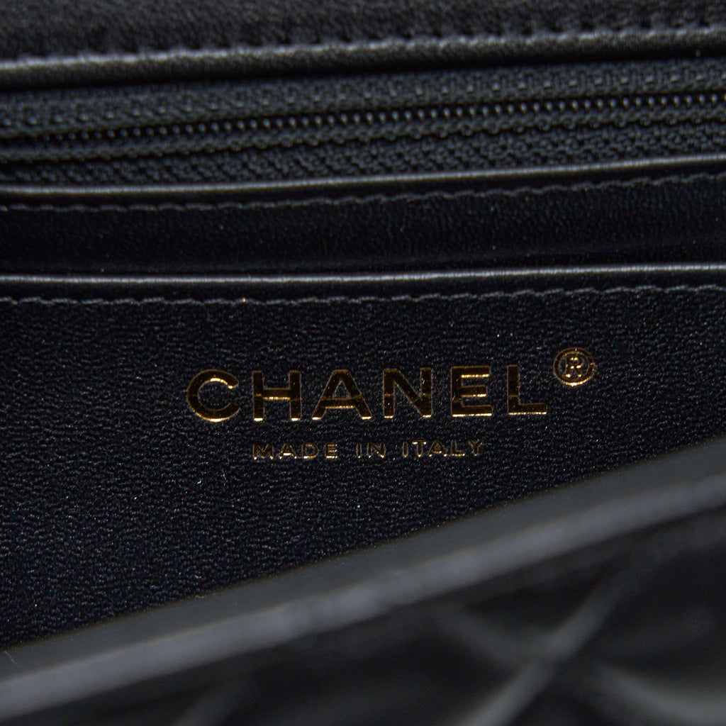 Chanel Classic Mini Square Flap Bag Lambskin Black L (Microchip)
