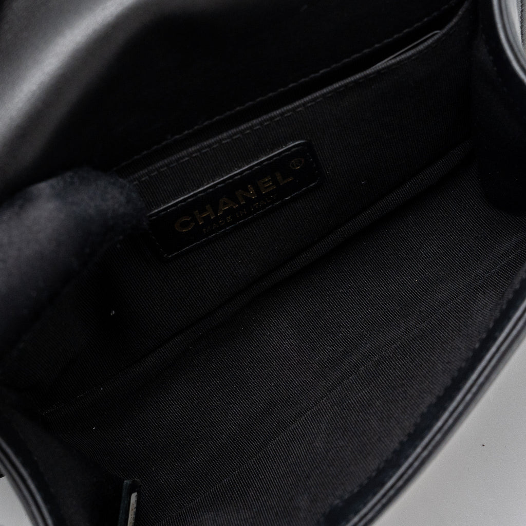 Chanel small boy bag calfskin black
