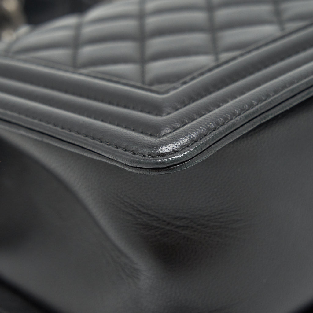 Chanel medium boy black Lambskin Ruthenium