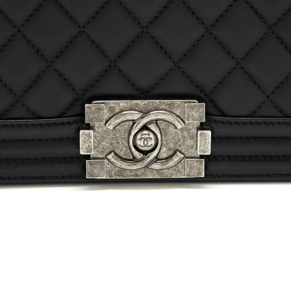 Chanel medium boy black Lambskin Ruthenium