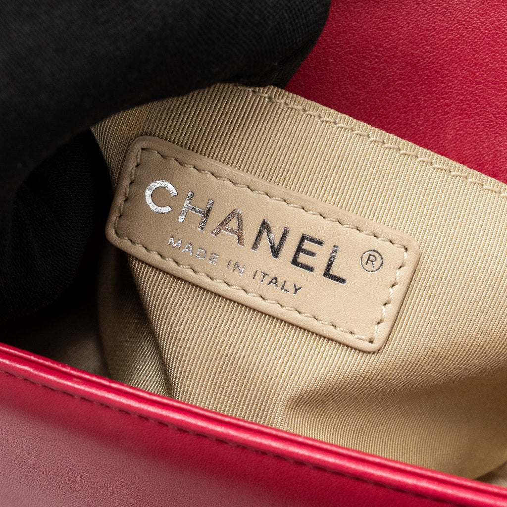 Chanel small boy bag calfskin red