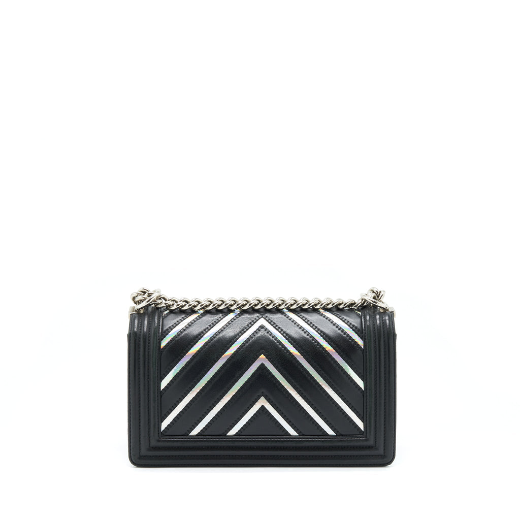 Chanel Medium Boy Chevron Lambskin Black/Silver