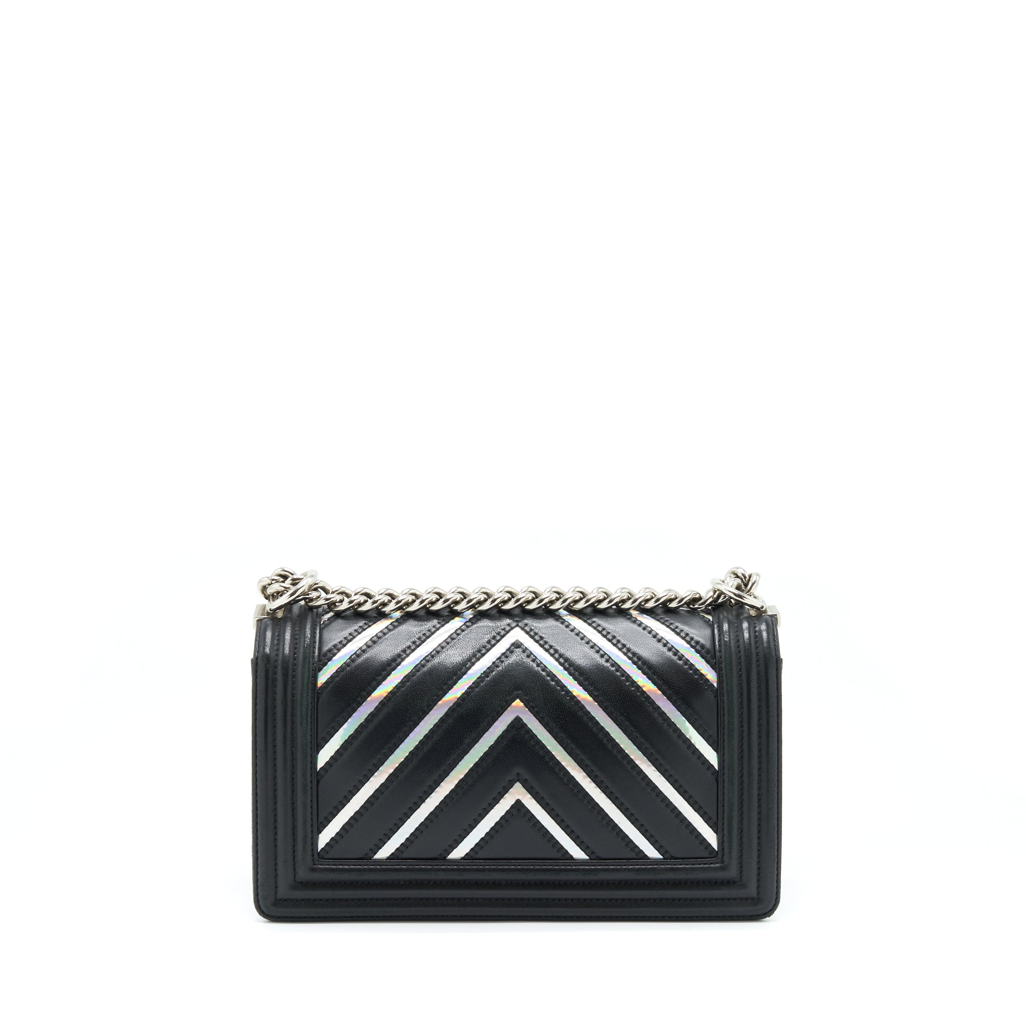 Chanel Medium Boy Chevron Lambskin Black/Silver