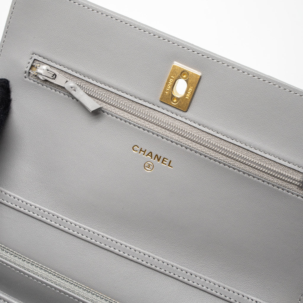 Chanel Pearl Crush Wallet on Chain Lambskin Light Grey Brushed  (Microchip)
