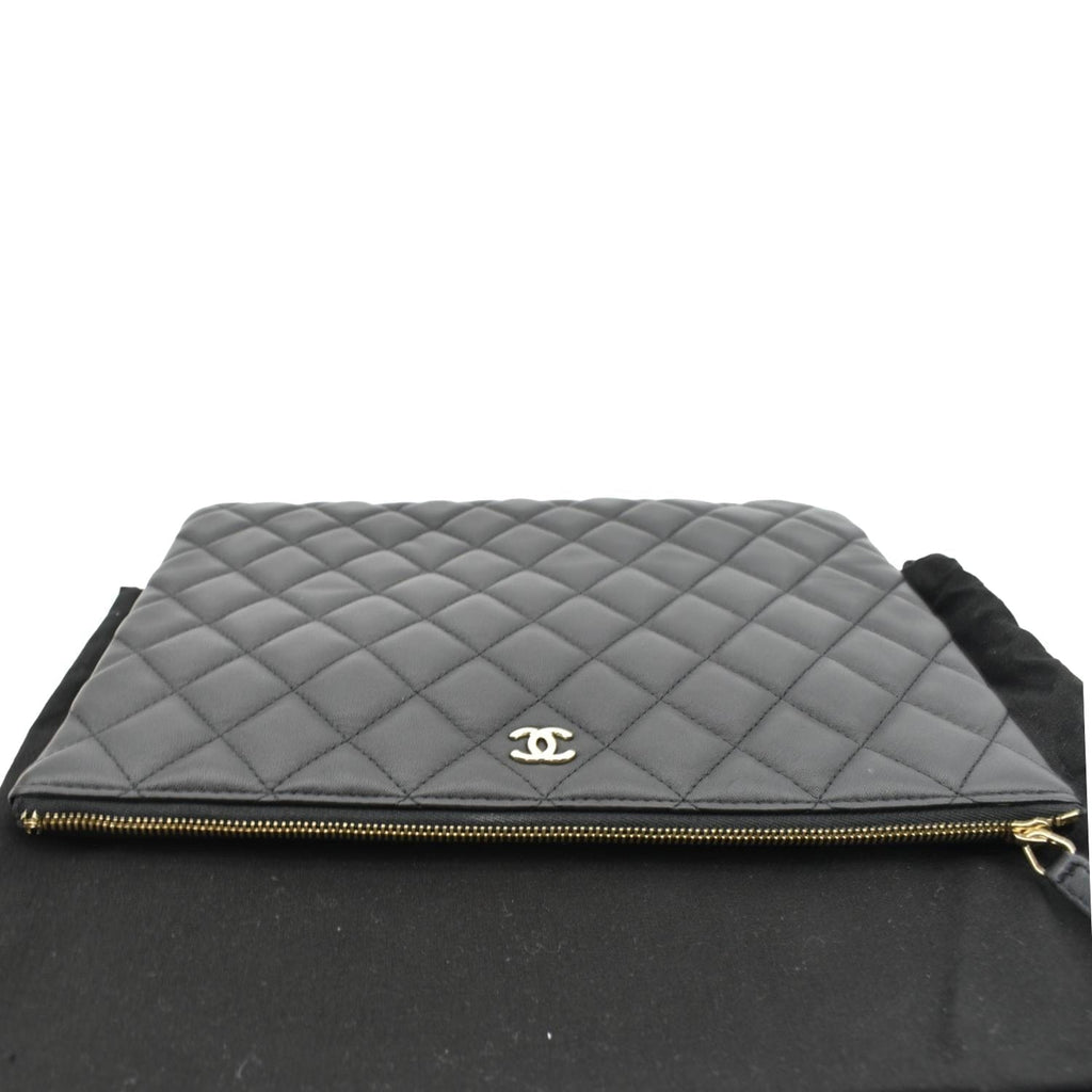 CHANEL O-Case Quilted Lambskin Leather Zip Pouch Black