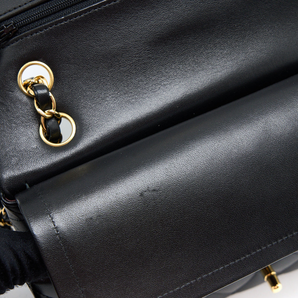 Chanel Medium Classic Double Flap Bag Lambskin Black
