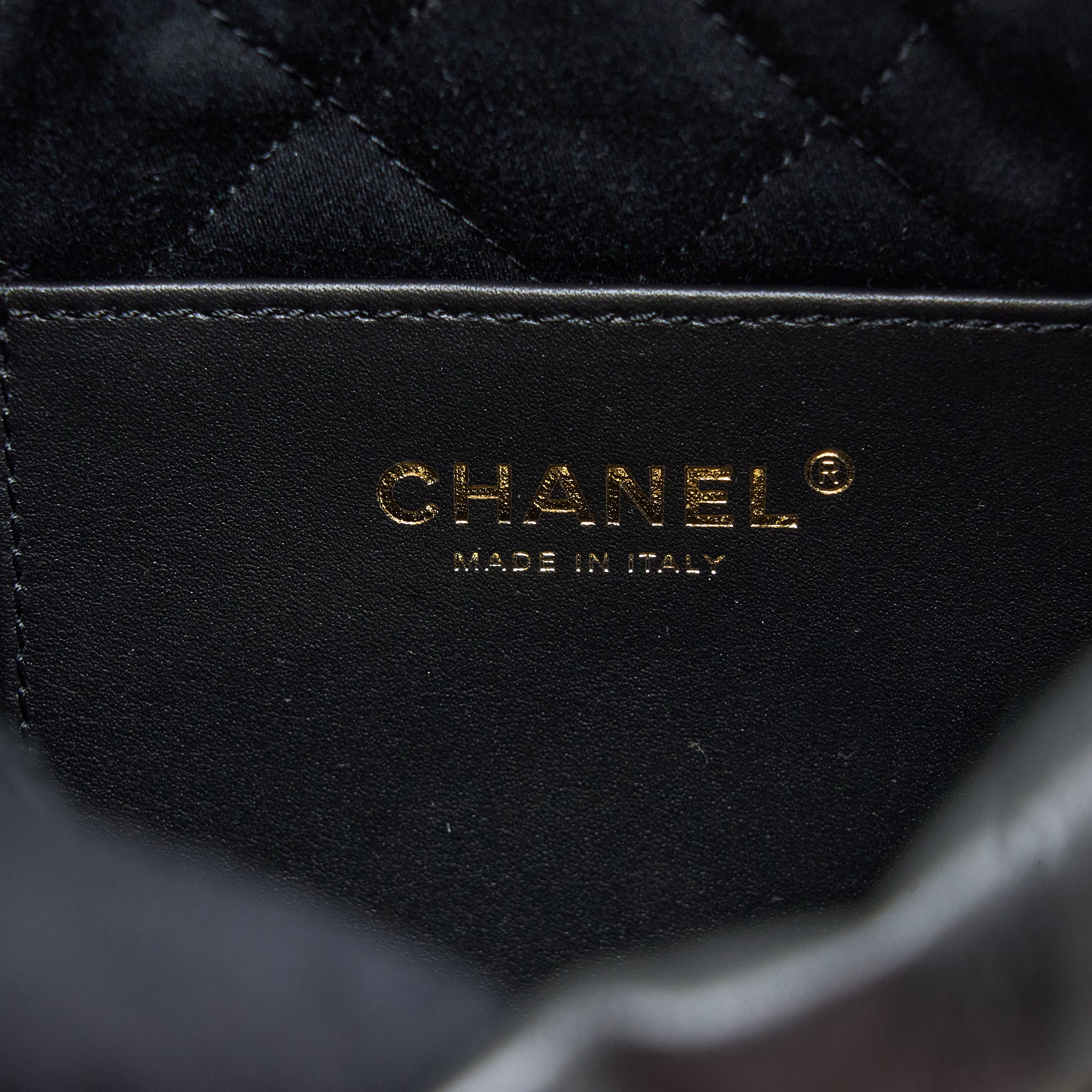 Chanel Mini 22 Bag Shiny Calfskin Black Brushed  (Microchip)