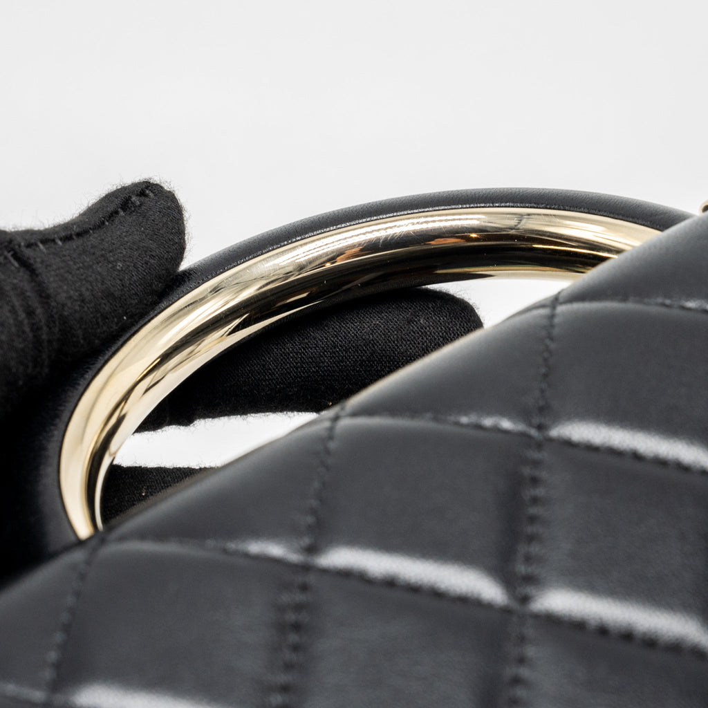 CHANEL leather top handle wallet on chain lambskin black L (microchip)