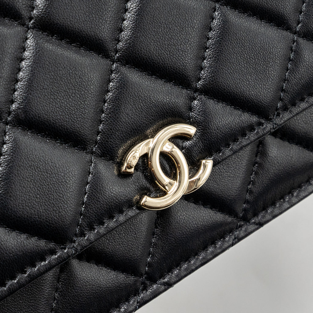 CHANEL leather top handle wallet on chain lambskin black L (microchip)