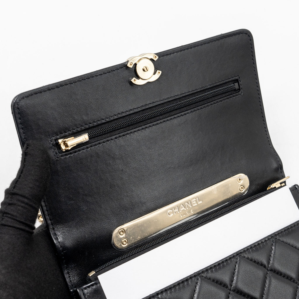 CHANEL leather top handle wallet on chain lambskin black L (microchip)